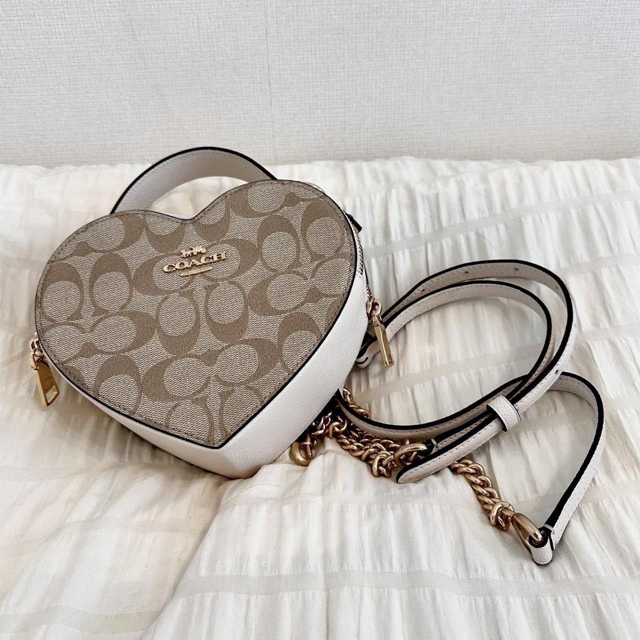 Coach Heart Shaped Shoulder / Hand Bag in Beige, Women's