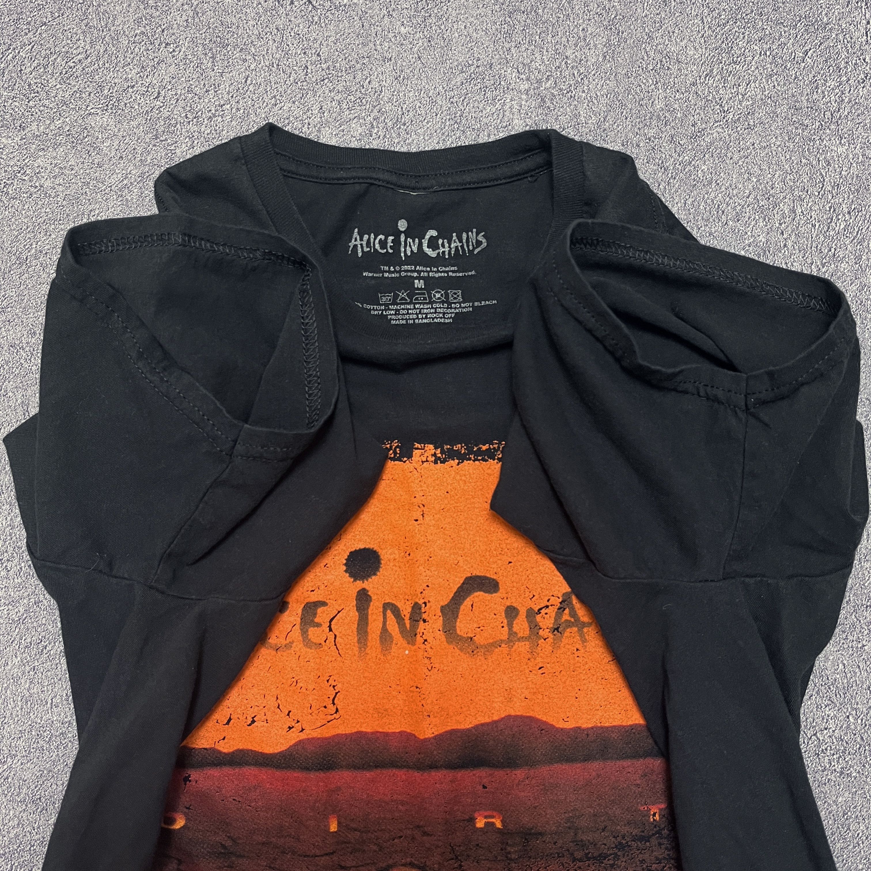 Band Tees Alice In Chains Shirt Size US M / EU 48-50 / 2 - 8 Thumbnail