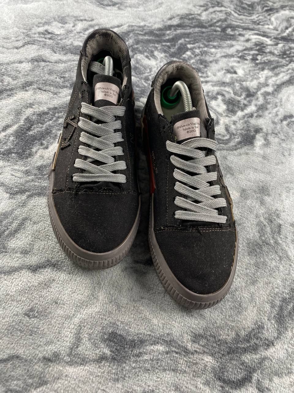 Off-White Off-White Low Vulcanized Sneakers Men Size 40 Black Size US 7 / EU 40 - 4 Thumbnail