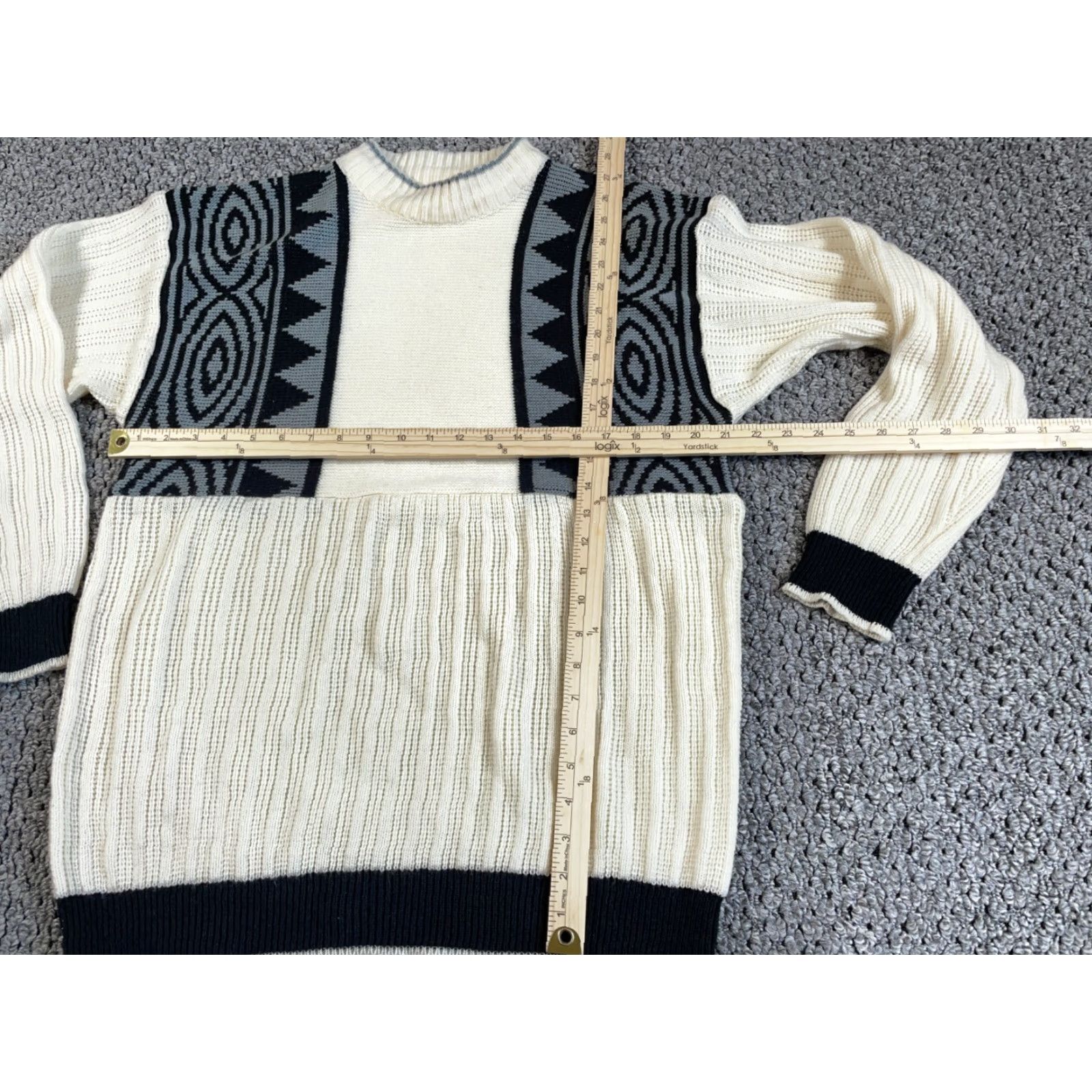 Vintage VTG 80s Vintage Geometric Knit Sweater Crew Neck Adult S Ivory Mens Pullover Geometric Pattern 80s Classic Dad Preppy Size US S / EU 44-46 / 1 - 6 Thumbnail