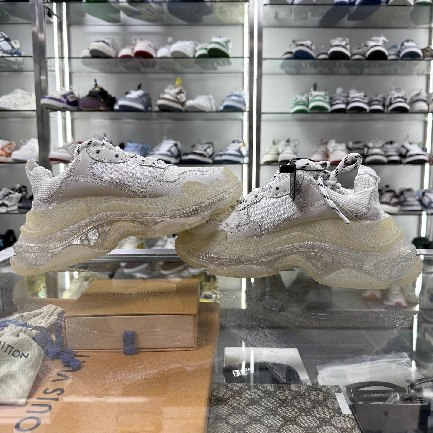 Balenciaga Balenciaga Triples White 35 Worn Once OG Box Size US 4 / IT 34 - 5 Thumbnail