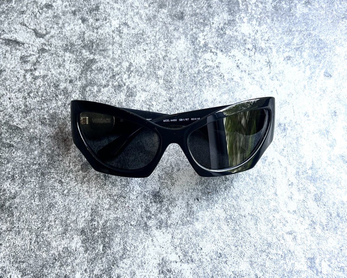 Versace Versace 4450 GB1/87 Sunglasses Balenciaga style streetwear Size ONE SIZE - 9 Thumbnail