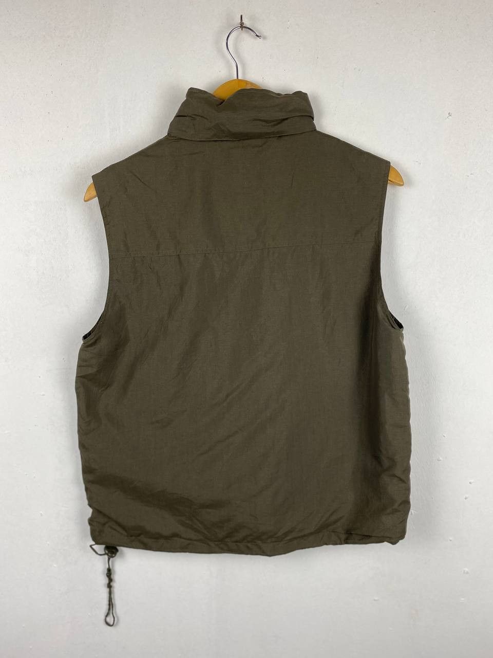 Japanese Brand japanese brand nylon vest fishnet lining nice design Size US M / EU 48-50 / 2 - 7 Thumbnail