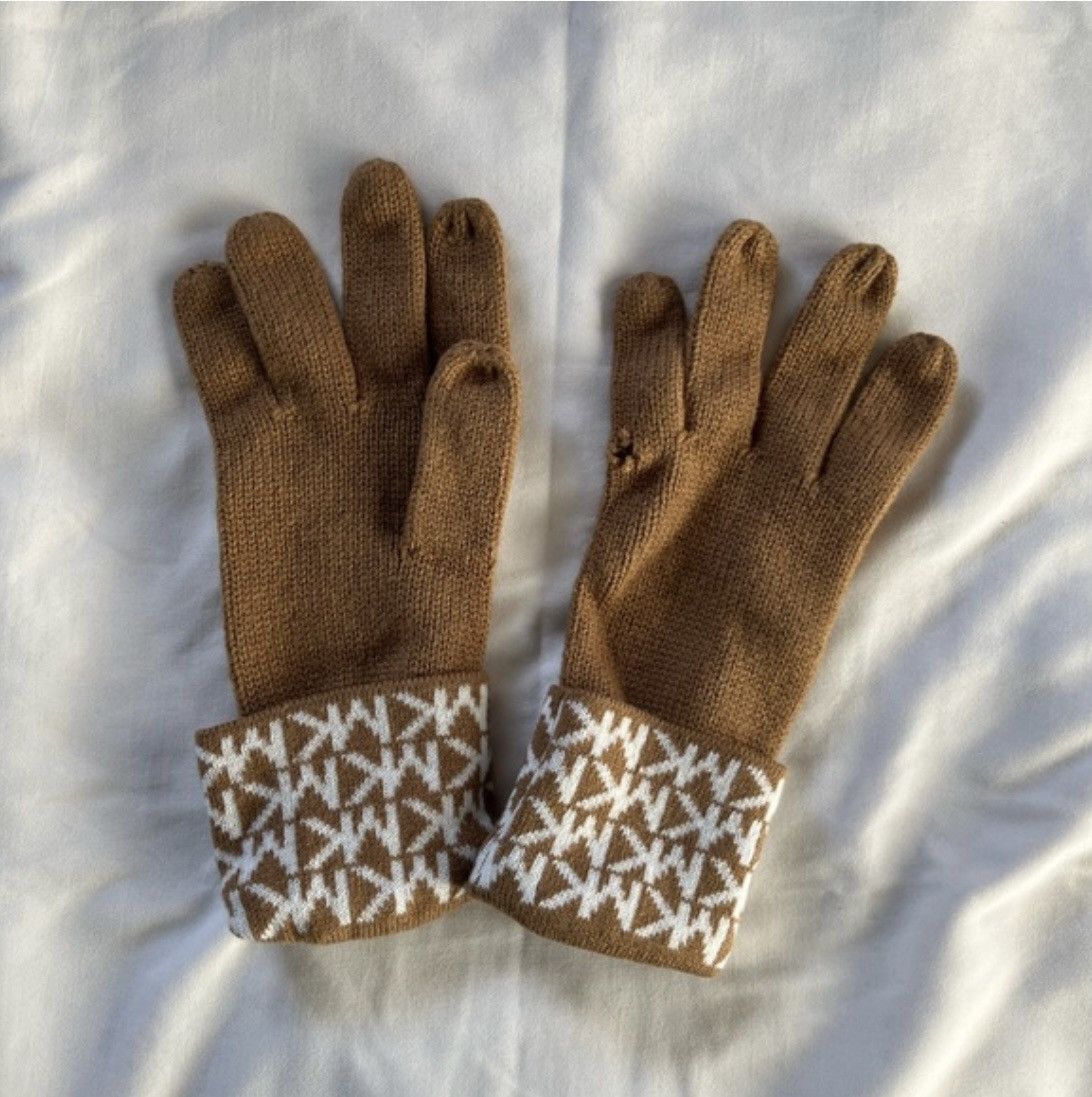 Michael Kors Gorgeous slightly worn Michael Kors gloves Size ONE SIZE - 1 Thumbnail