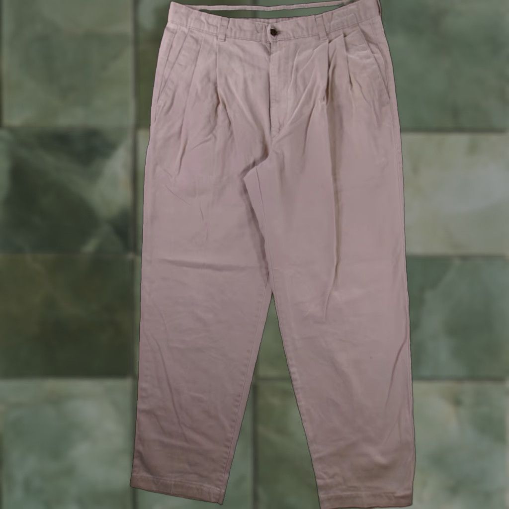 Dockers VINTAGE Dockers Pants Mens Chino 34x30 Khaki Classic Fit Pleated Cotton Urban City 90s Size US 34 / EU 50 - 1 Thumbnail