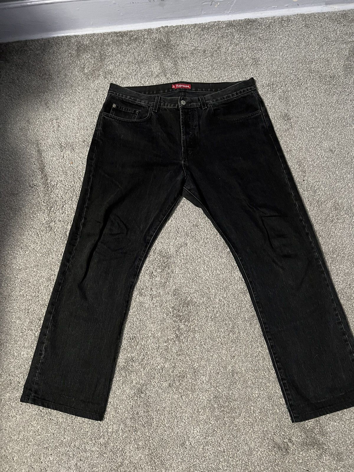 Supreme Regular Jeans- Black