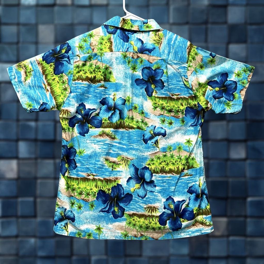 Vintage Vintage Hukilau Fashions Shirt Mens S Blue Palm Tree Tropical Honolulu Hawaiian Size US S / EU 44-46 / 1 - 1 Thumbnail