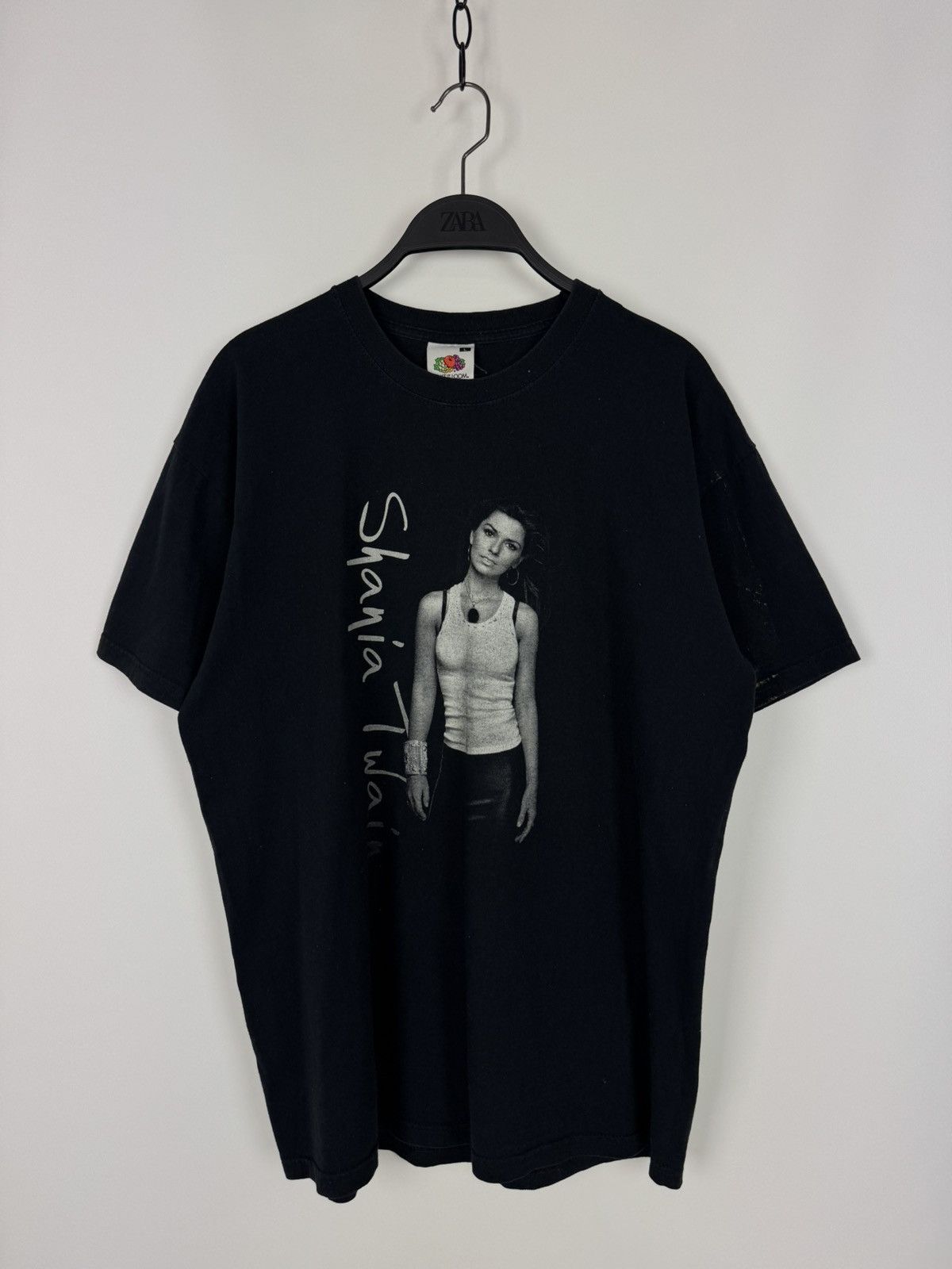 Band Tees 2004 Vintage Shania Twain Europe Tour T-Shirt Size US L / EU 52-54 / 3 - 1 Thumbnail