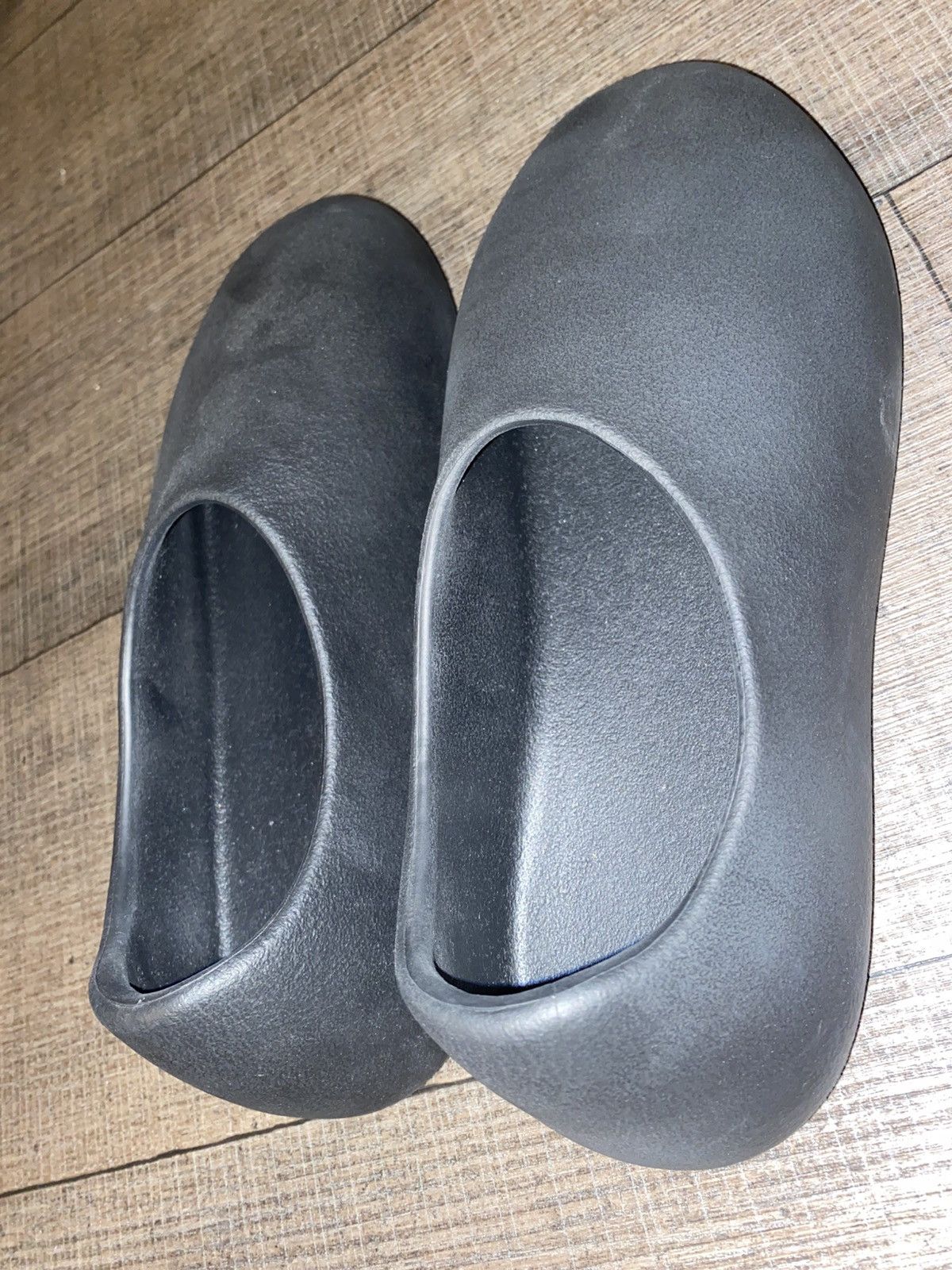 Yeezy Yeezy SL-01 slip on size 10 Size US 10 / EU 43 - 3 Thumbnail