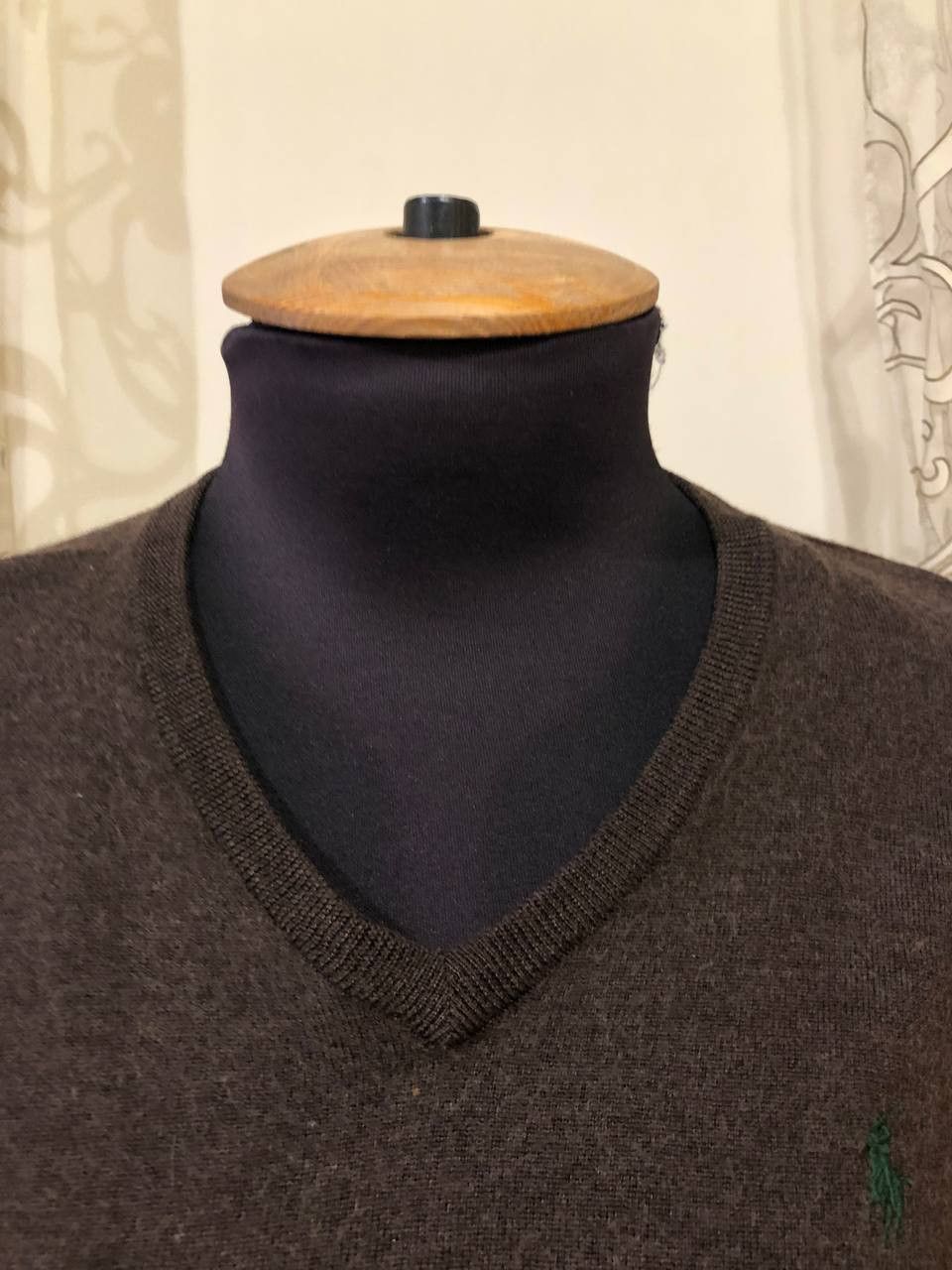 Polo Ralph Lauren Ralph Lauren Polo Sweater Brown V-Neck 100% Merino Wool Size M / US 6-8 / IT 42-44 - 2 Thumbnail