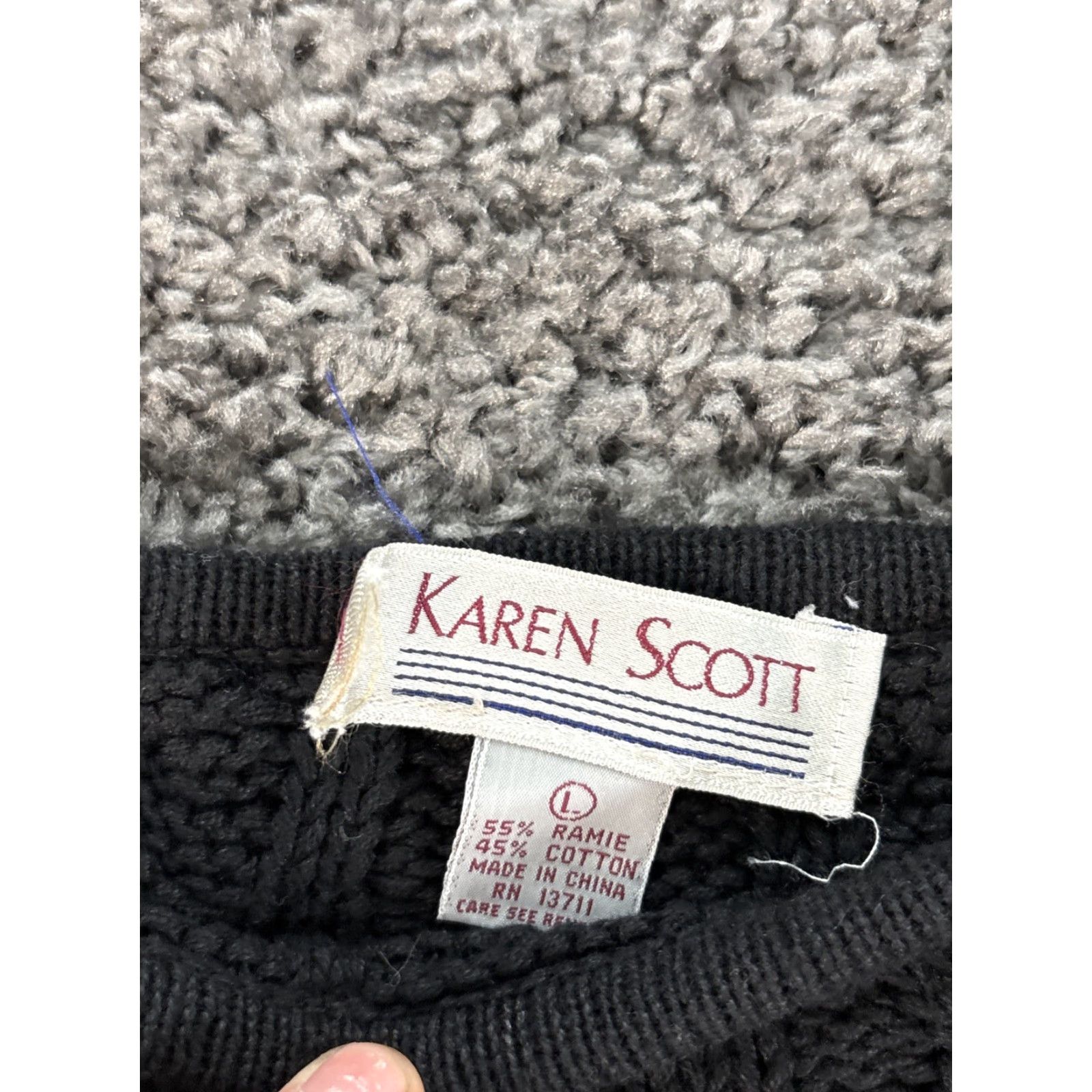 Vintage VINTAGE Karen Scott Sweater Womens L Cable-Knit Cotton Fisherman Crew Neck Black 90s Mens Women Boys Girls Size L / US 10 / IT 46 - 4 Thumbnail