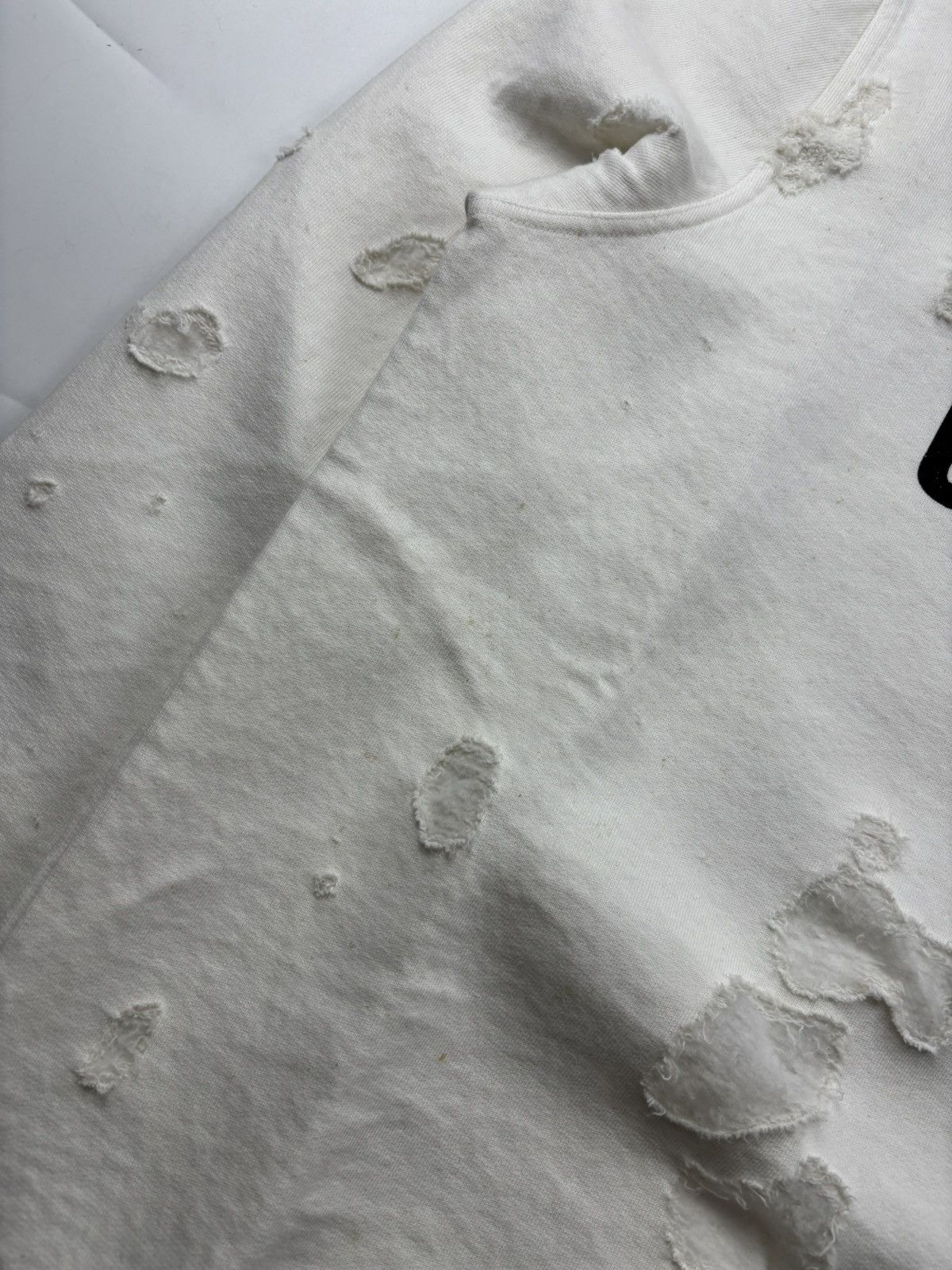Givenchy Givenchy Destroyed Sweater Size US S / EU 44-46 / 1 - 6 Thumbnail