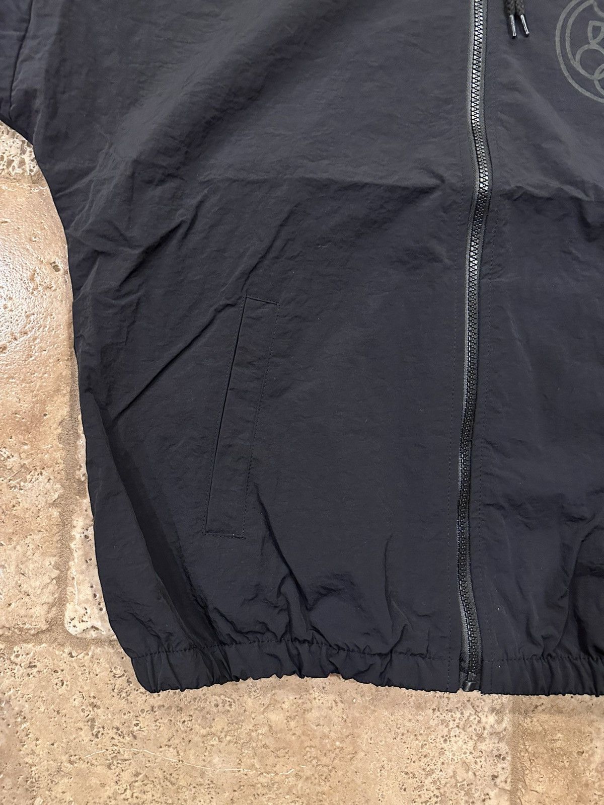 Yeezy Yeezy WB-01 04 Logo Black Windbreaker Nylon Zip Jacket Size US S / EU 44-46 / 1 - 5 Thumbnail