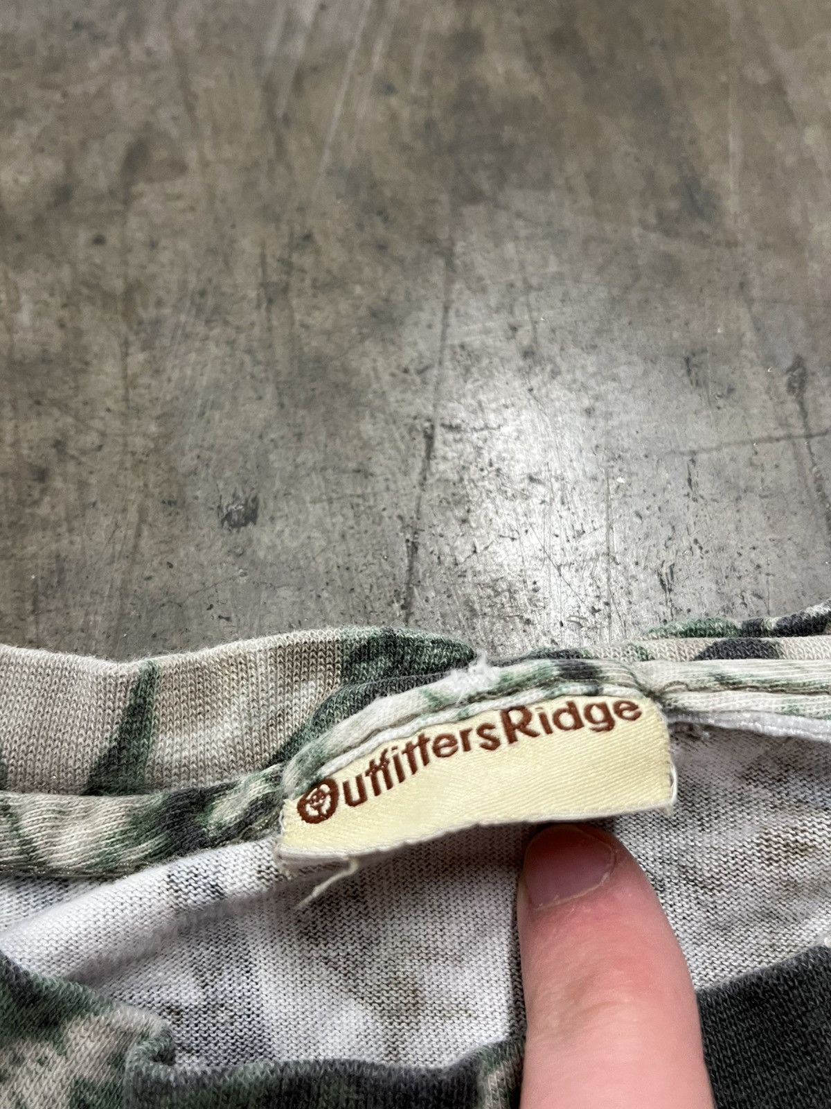 Carhartt × Vintage Realtree camo vintage longsleeve shirt hype rare streetwear Size US L / EU 52-54 / 3 - 5 Thumbnail