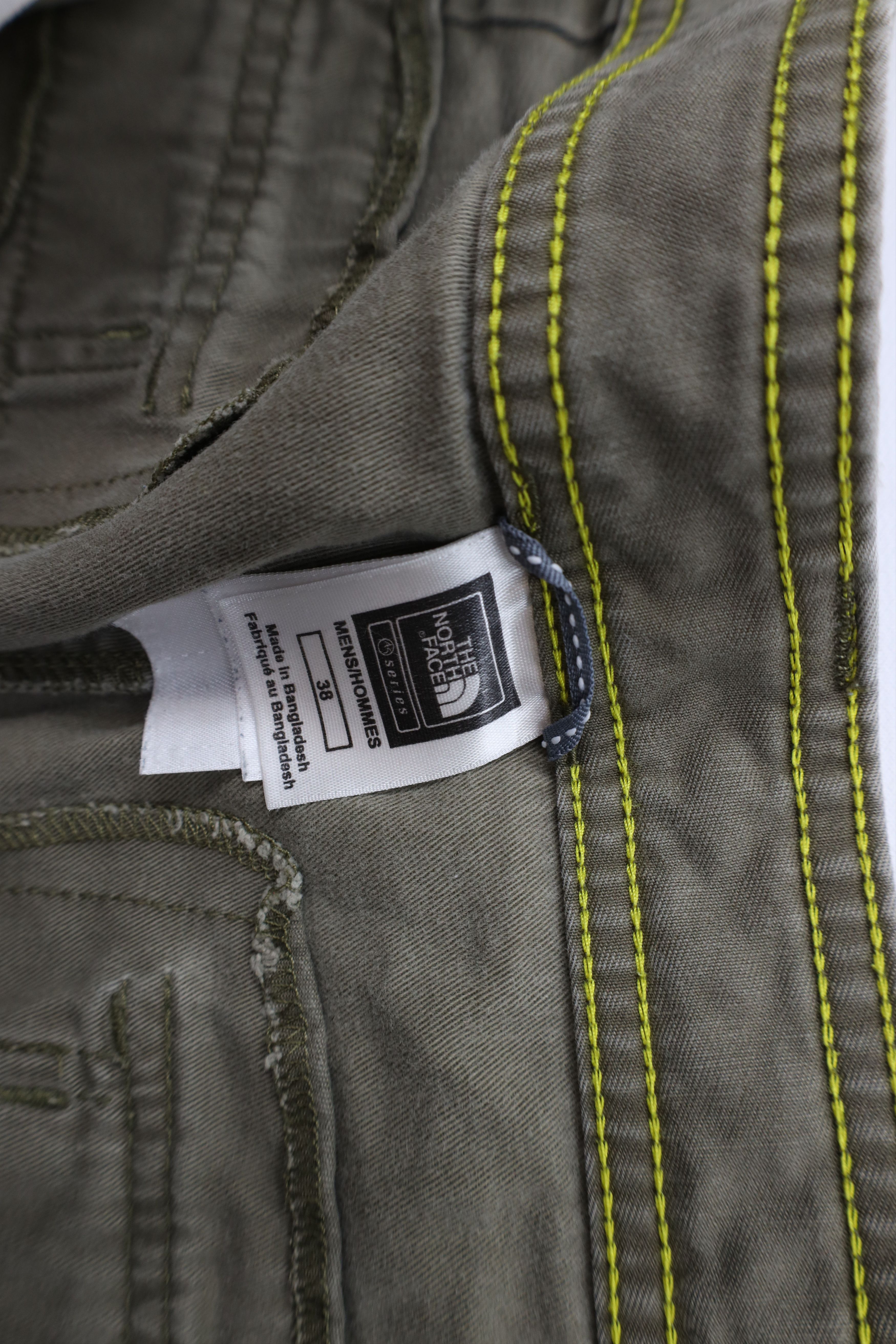The North Face × Vintage Vintage The North Face Spell Baggy Fit Cargo Shorts Green Size US 38 / EU 54 - 9 Thumbnail