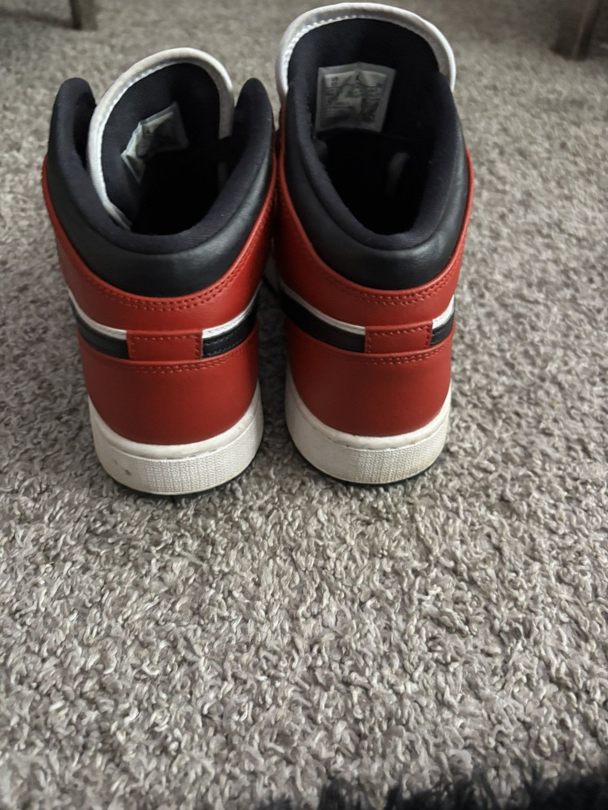 Jordan Brand Nike Air Jordan 1 Mid Chicago Toe Size US 8 / IT 38 - 6 Thumbnail