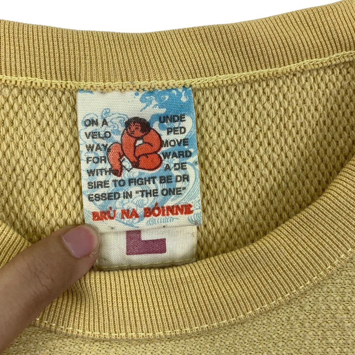 BRU NA BOINNE Vintage BRU NA BOINNE The One Natural Dye Plain Tee Shirt Size US L / EU 52-54 / 3 - 5 Thumbnail