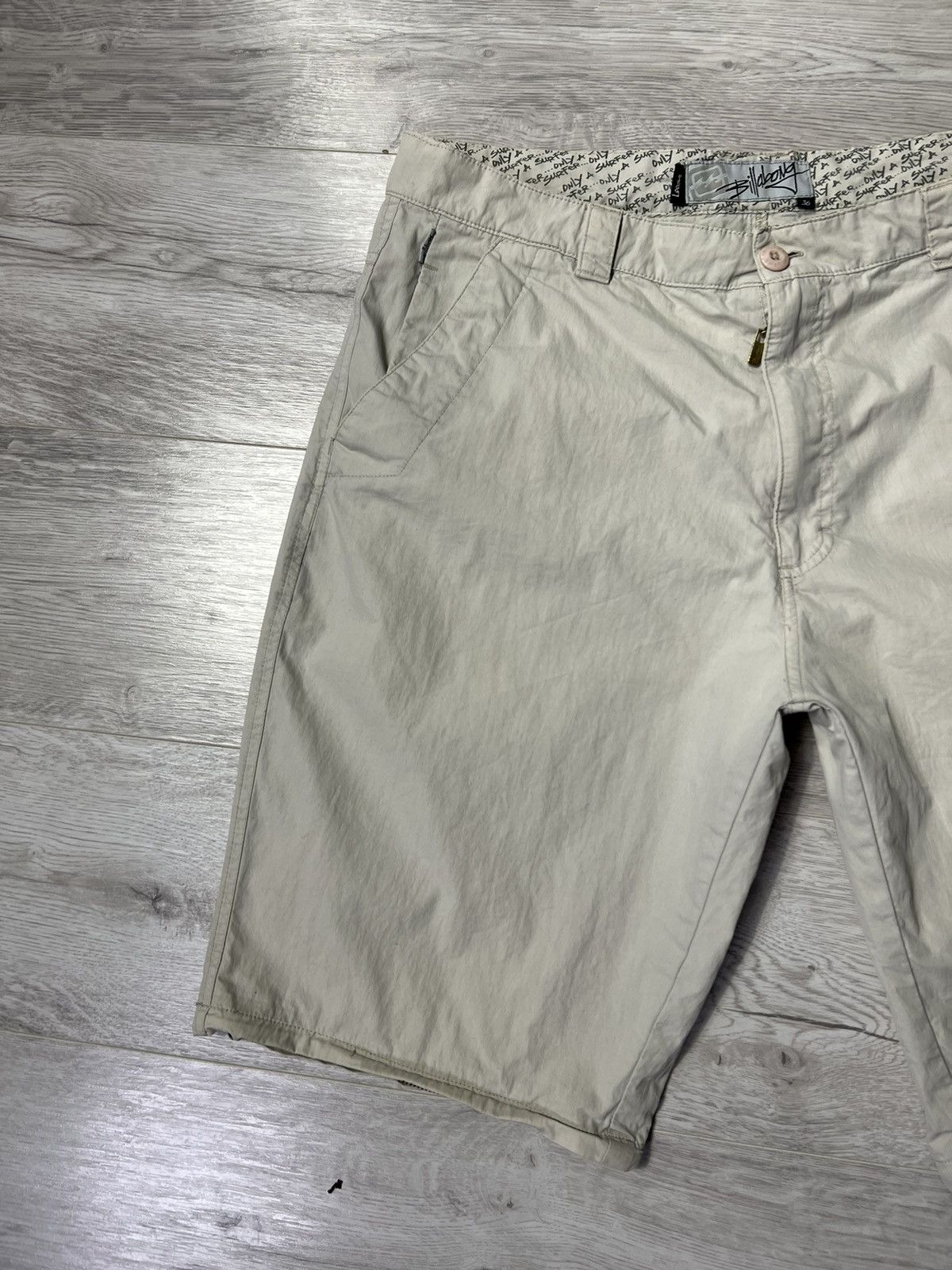 Billabong × Vintage Vintage Billabong Nylon Shorts With Pocket Logo Size US 36 / EU 52 - 4 Thumbnail