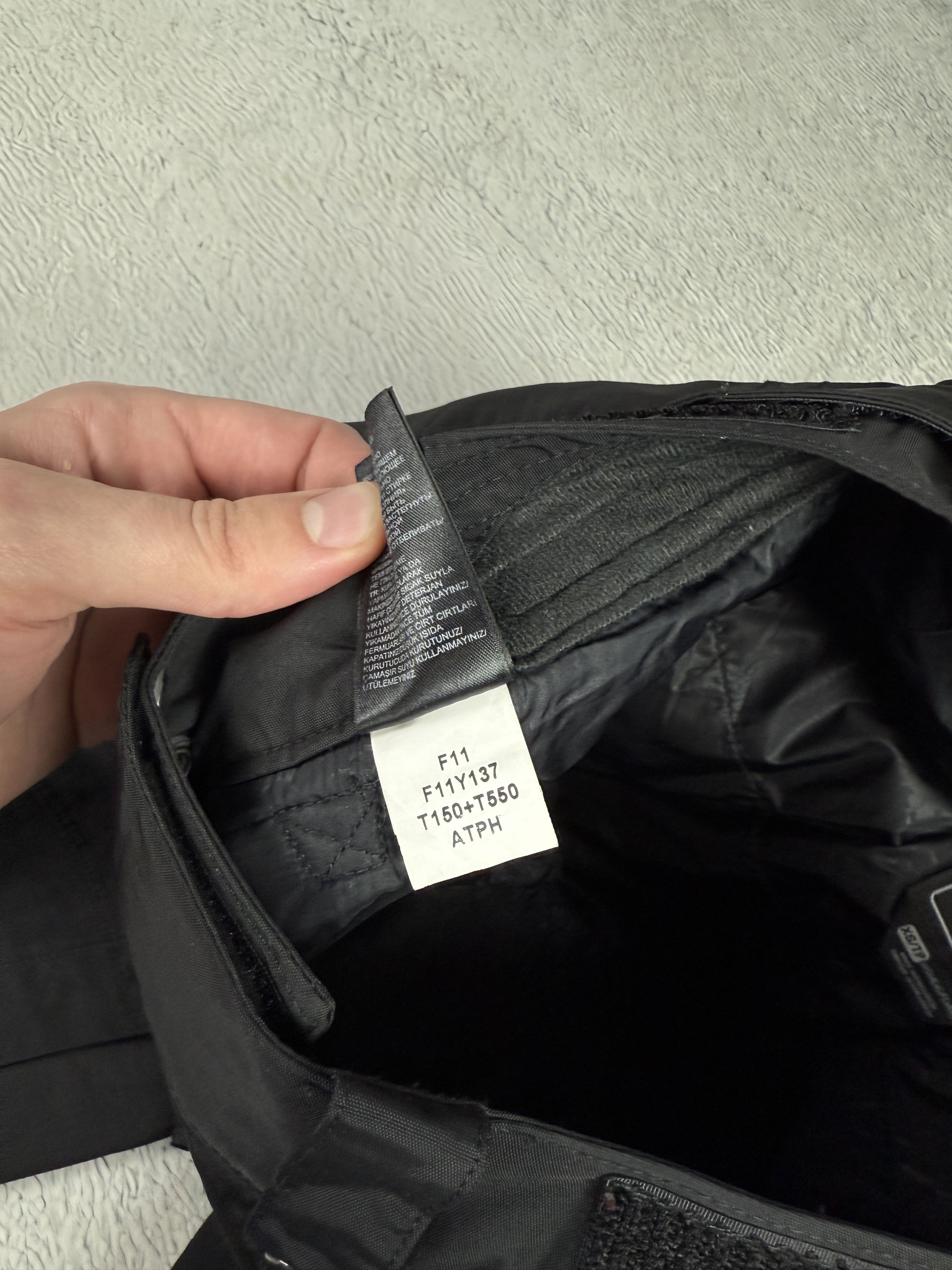 The North Face The North Face Women Snow HyVent Pants Ski Cargo Black Size 26" / US 2 / IT 38 - 11 Thumbnail