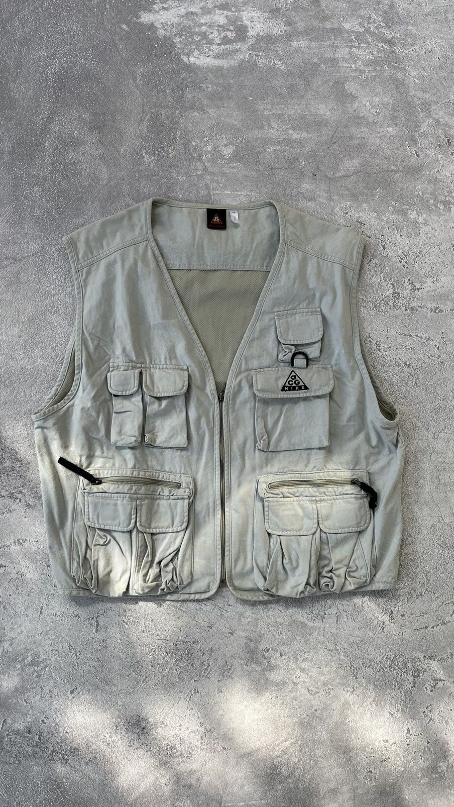 image of Nike Acg Vest in Black/Light Bone/White, Men's (Size Large)