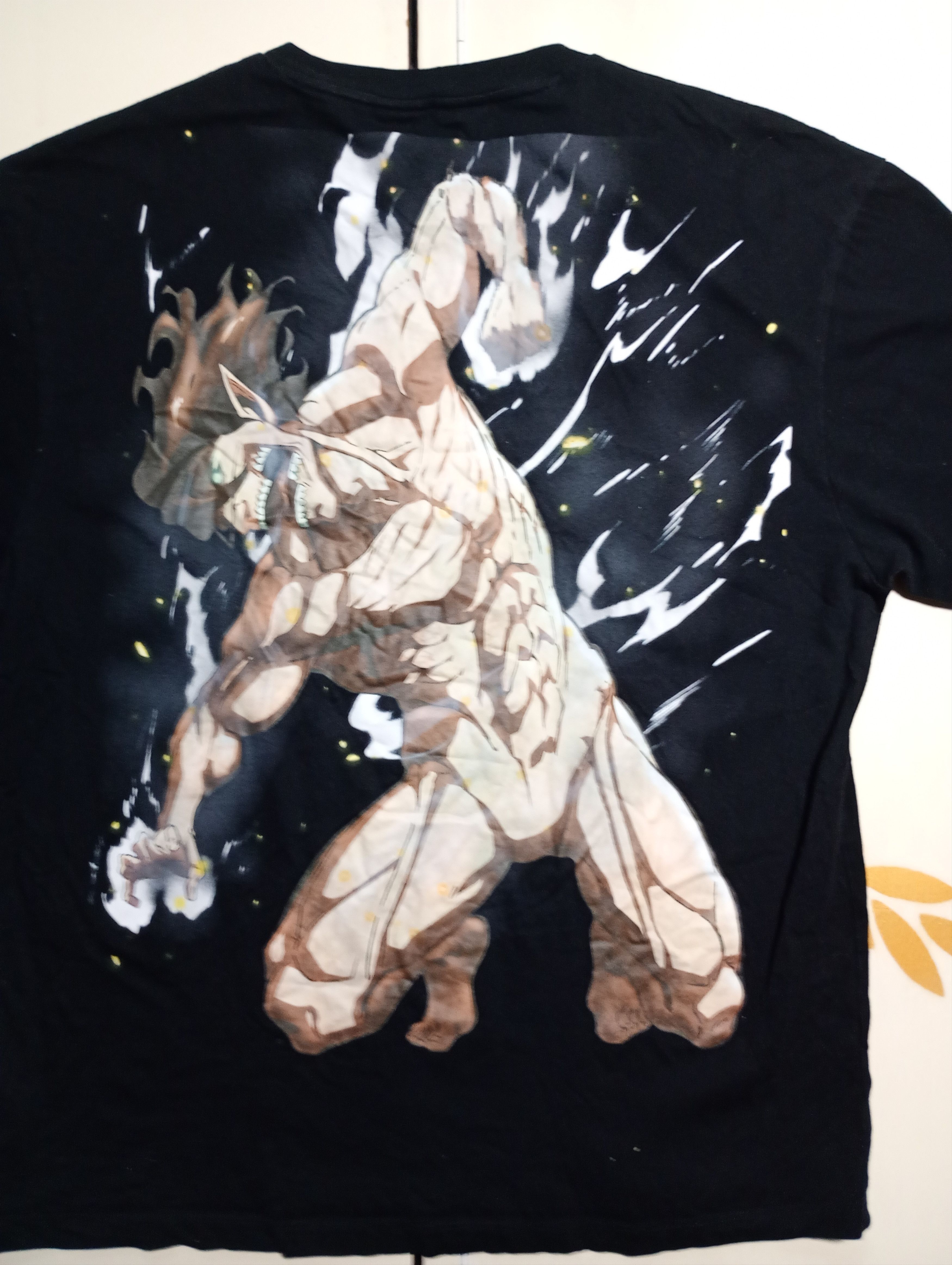 Bershka Bershka Attack on Titan Anime T-Shirt Size US M / EU 48-50 / 2 - 10 Thumbnail