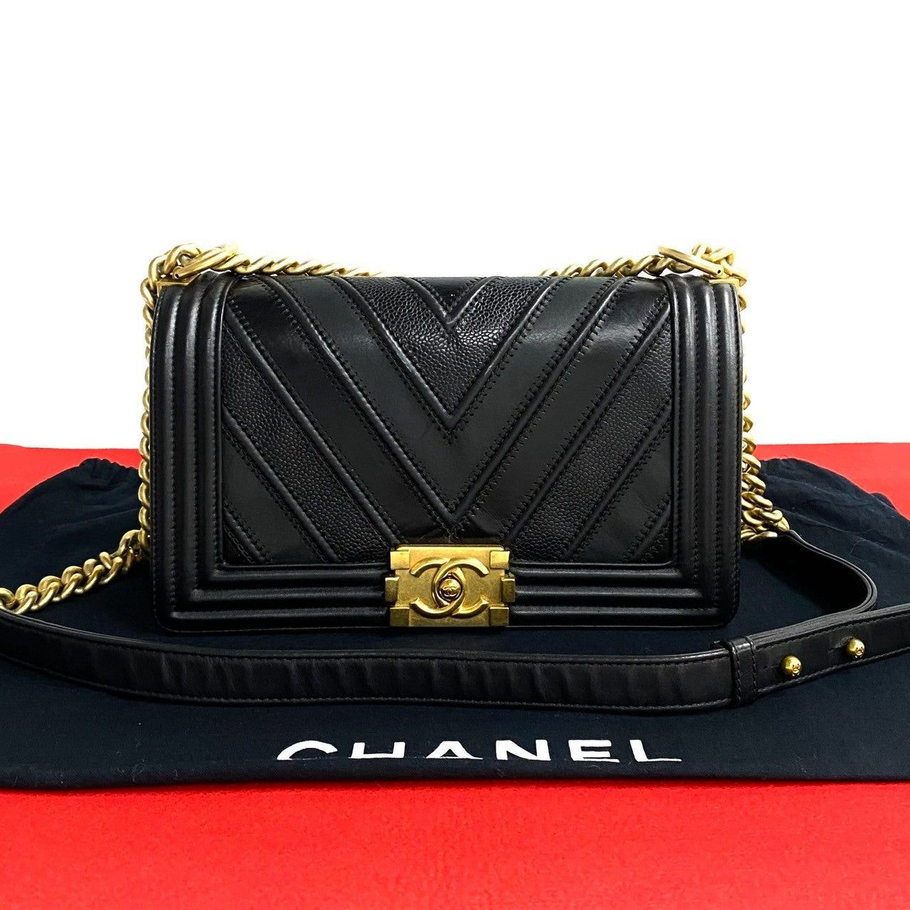 Chanel Chanel Shoulder Bag Black Leather Size ONE SIZE - 1 Thumbnail