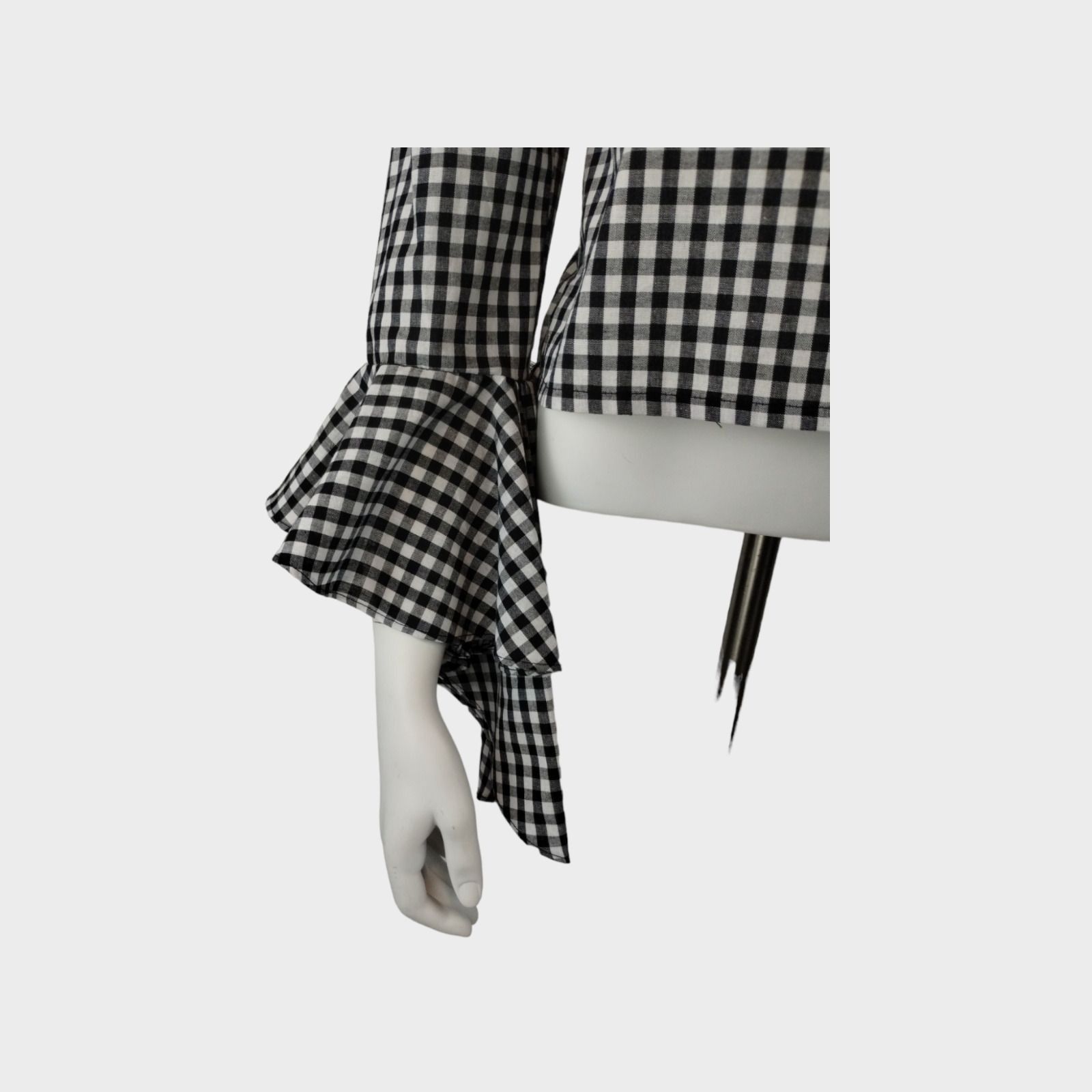 Forever 21 Forever 21 Misses Small Black and White Gingham Crop Top wit Size S / US 4 / IT 40 - 7 Thumbnail