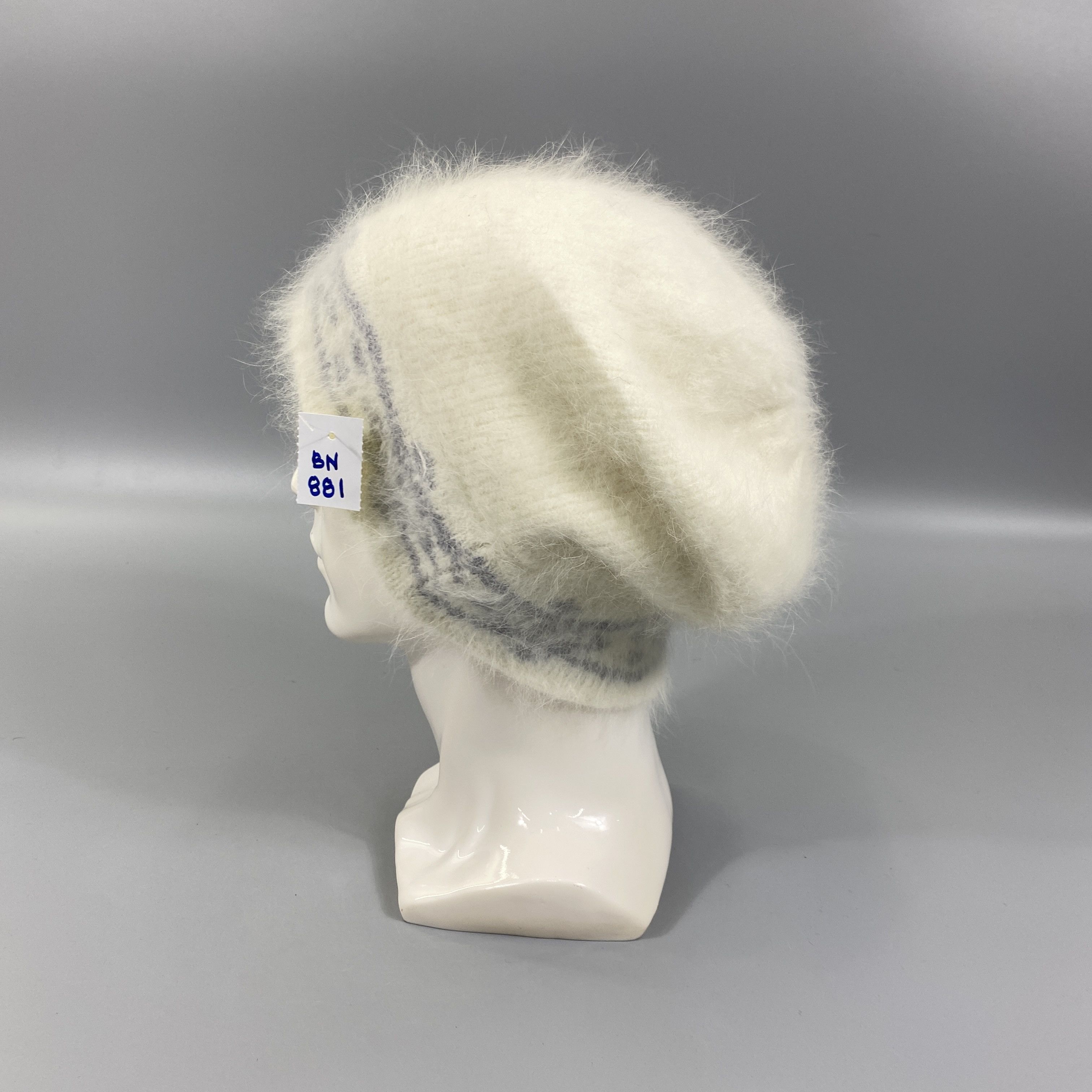 Japanese Brand Snow Cap Beanie With Fur -BN881 Size ONE SIZE - 2 Thumbnail