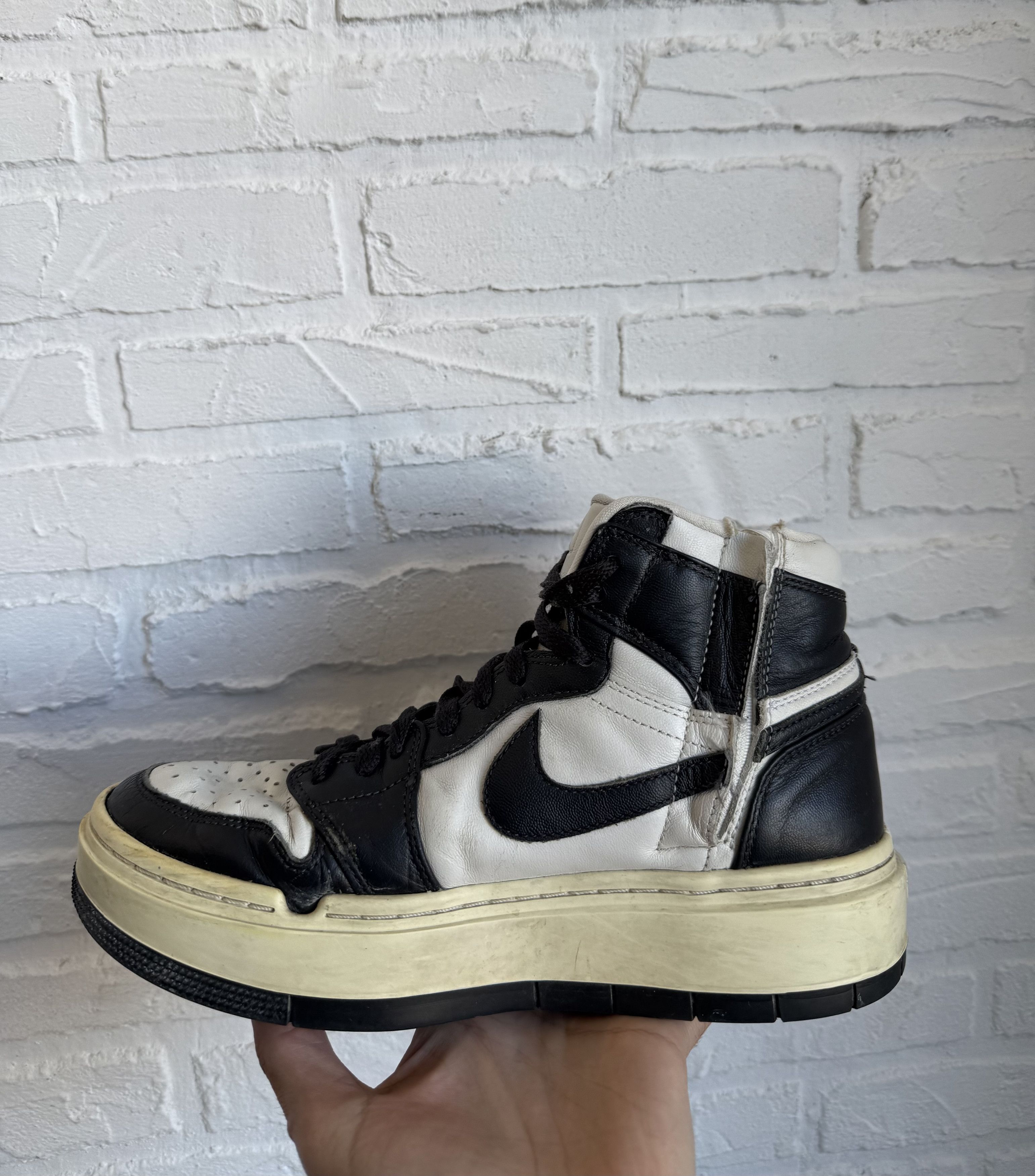 Nike Nike Air Jordan 1 Elevate Mid geobasket sneakers Size US 7.5 / EU 40-41 - 2 Thumbnail