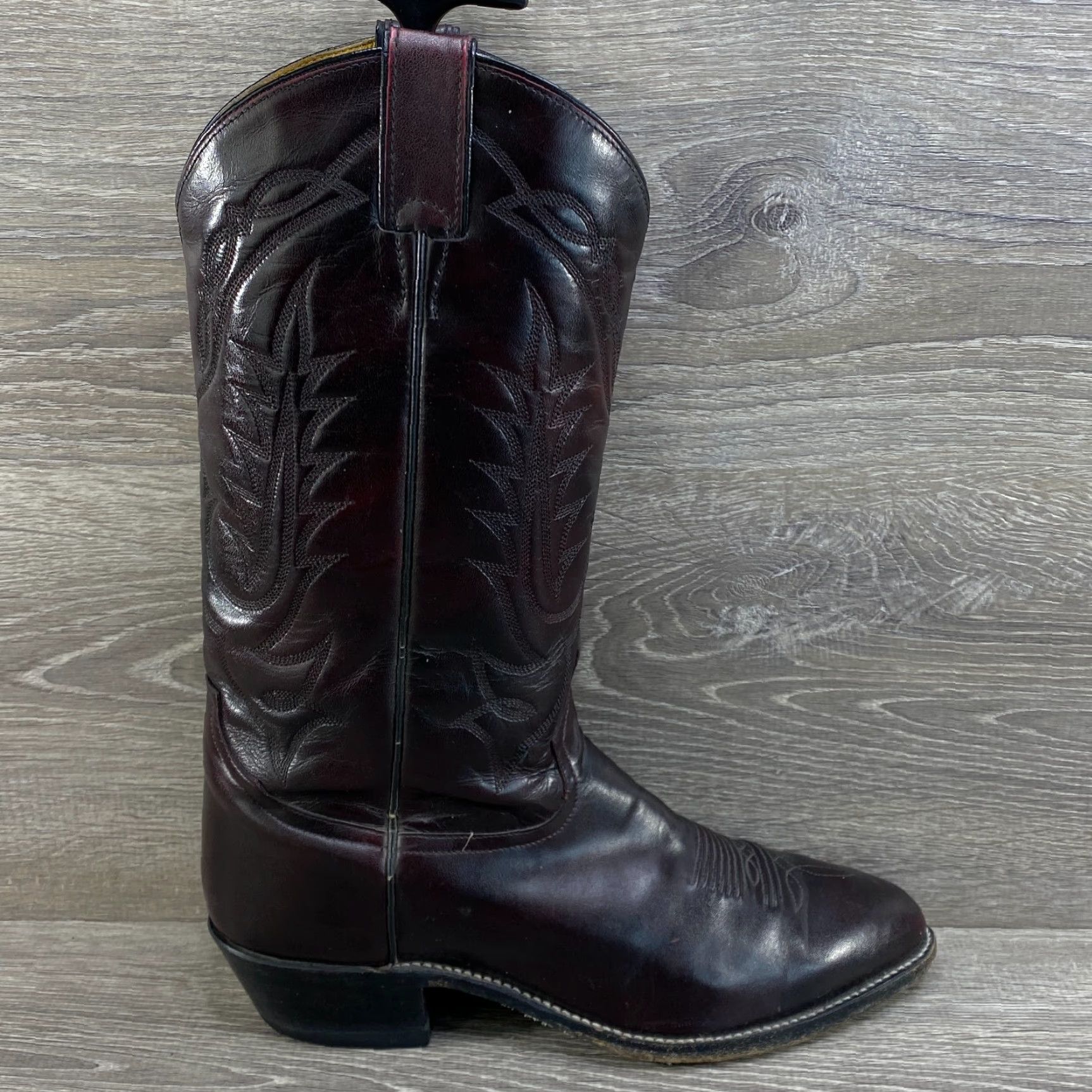 Tony Lama VINTAGE Tony Lama Boots Men's 8.5 EE Dark Cherry Burgundy Leather Cowboy Western Boots VTG 2996 Size US 9 / EU 42 - 2 Thumbnail