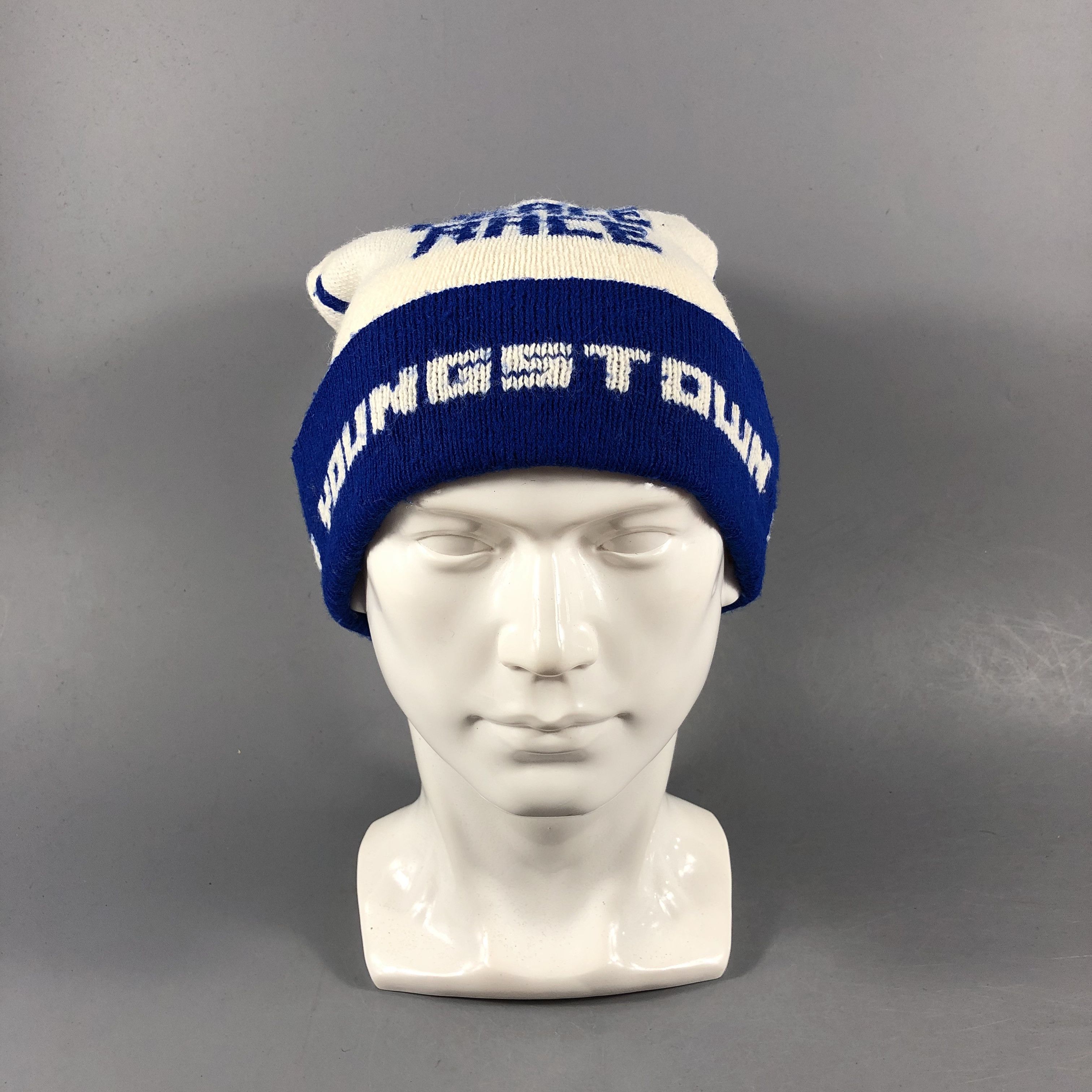 Vintage Youngstown Bobble Beanie Snowcap Snow Hat B987 Size ONE SIZE - 1 Thumbnail
