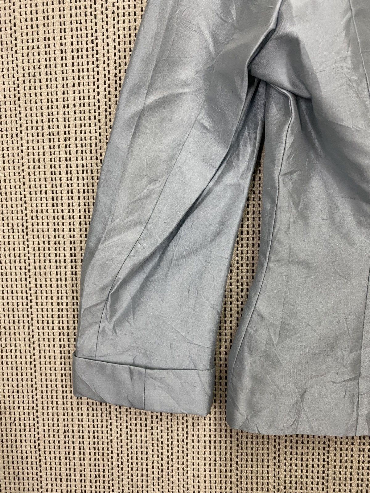 Givenchy × Vintage Vintage givenchy boutiques crop blazer silk size 38 Size S / US 4 / IT 40 - 17 Thumbnail