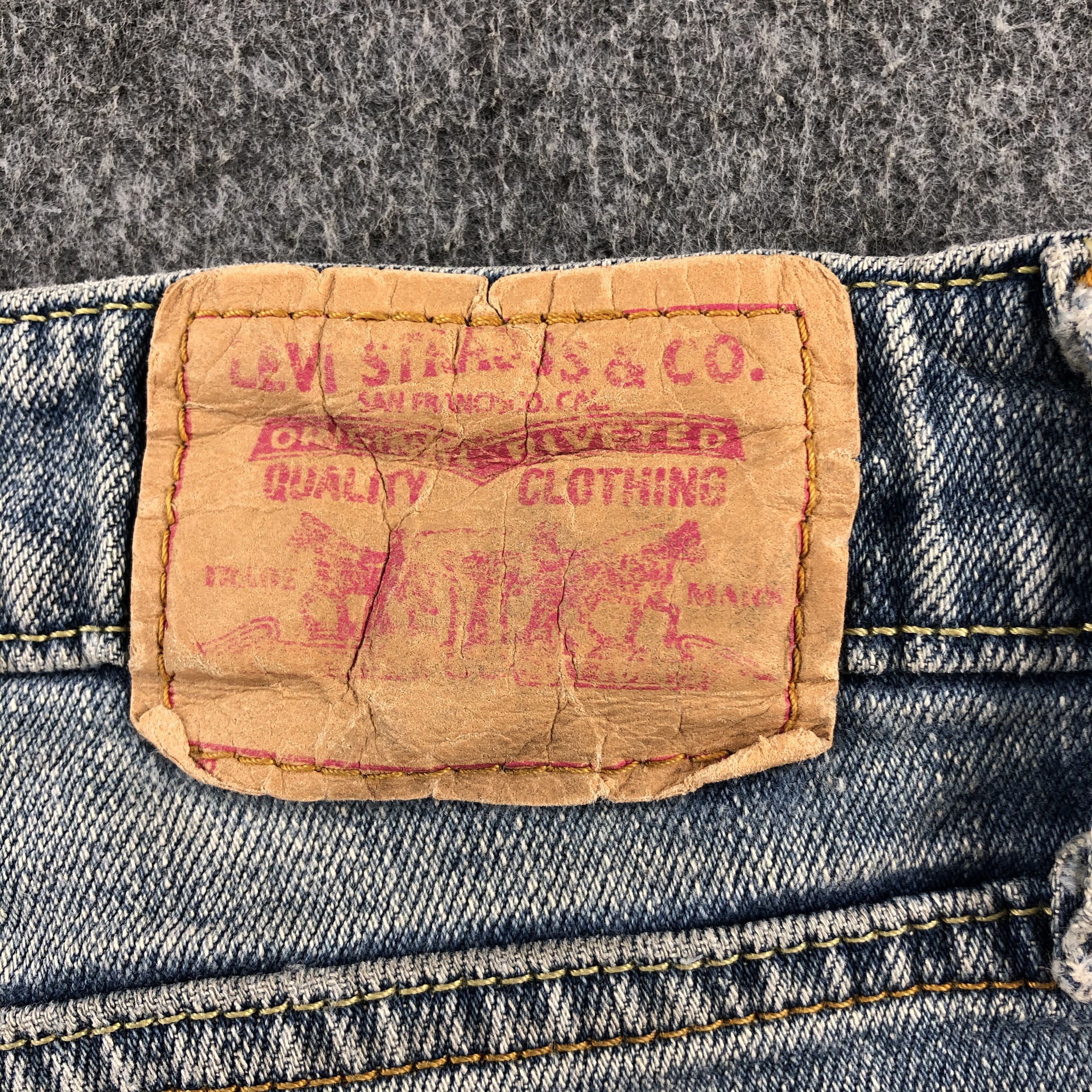 Levi's Vintage Blue Wash Levis 518 Jeans-J2354 Size US 33 - 5 Thumbnail