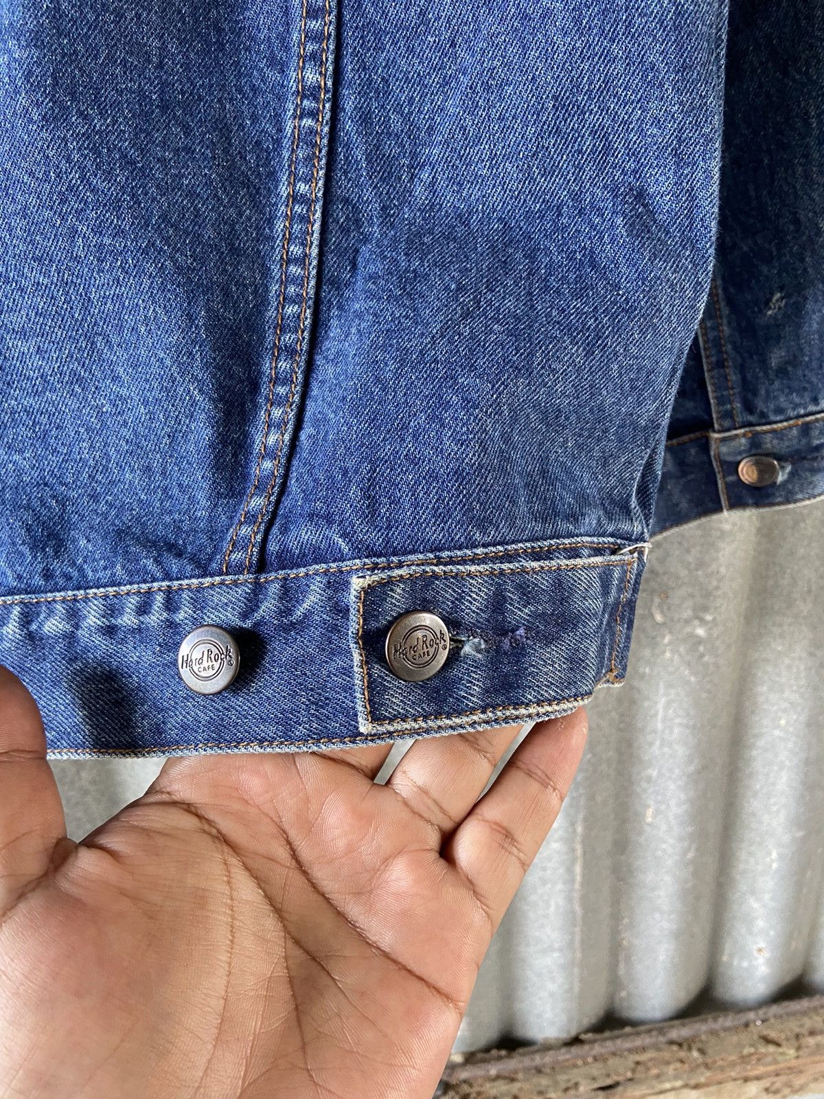 Hard Rock Cafe VINTAGE HARD ROCK TOKYO DENIM JEANS TRUCKER JACKET Size US XS / EU 42 / 0 - 9 Thumbnail