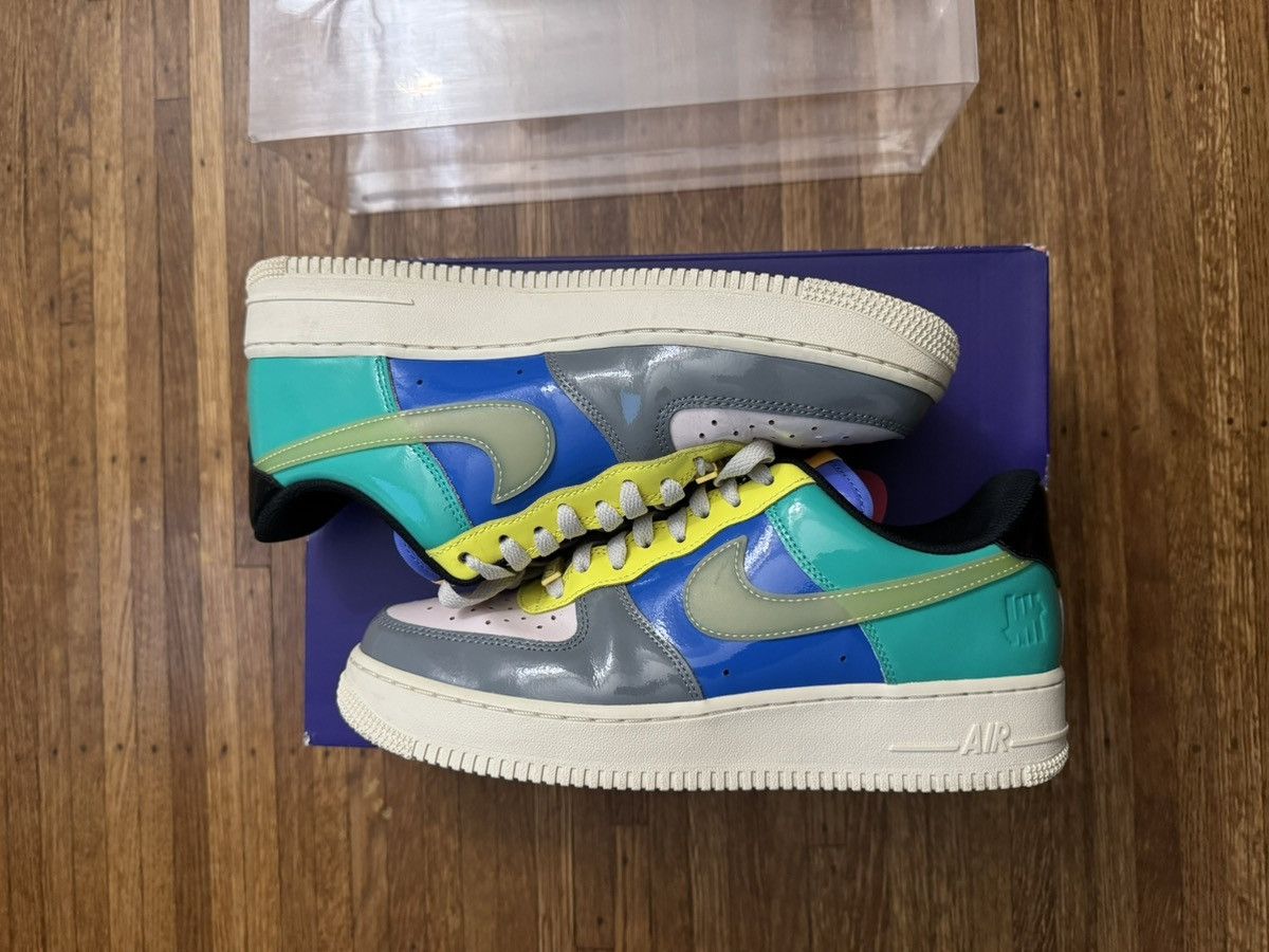 Nike × Undefeated Air Force 1 Topaz Gold Size US 9 / EU 42 - 3 Thumbnail