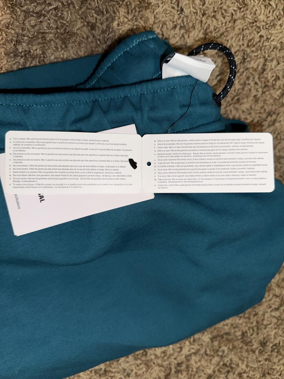Nike UNRELEASED Nike Men’s Portugal Tech Fleece CristianoRonaldo CR7 Shorts Sample Size US 40 / EU 56 - 12 Thumbnail