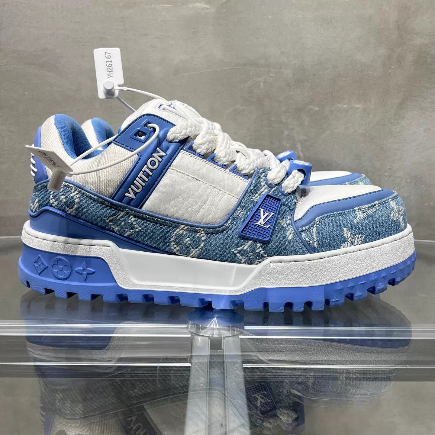 Louis Vuitton LV Trainer Maxi White Blue Denim UK6/40 Size US 7 / EU 40 - 4 Thumbnail