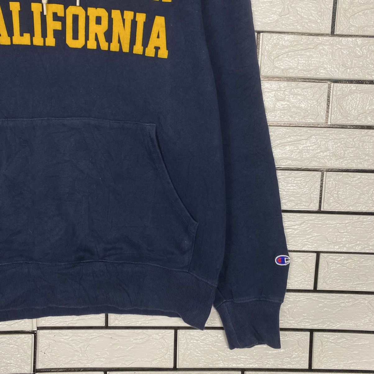 Japanese Brand 📌Vintage Hoodie Champion Long Beach California Size US M / EU 48-50 / 2 - 6 Thumbnail