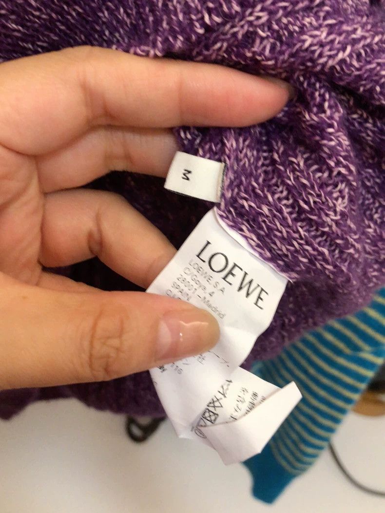 Loewe LOEWE woollen sweater, Size M / US 6-8 / IT 42-44 - 3 Thumbnail