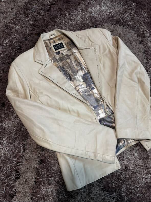 Dolce & Gabbana Beige D&G leather jacket 🤍 Size S / US 4 / IT 40 - 2 Thumbnail