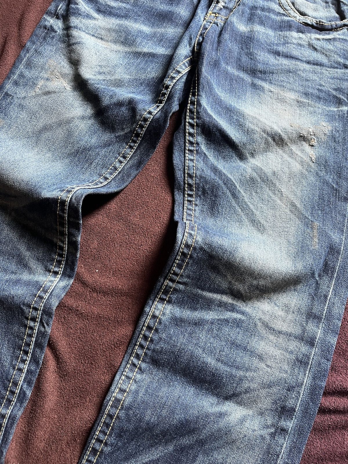 Japanese Brand yoshitomo Nara Lolita Faded Jeans Size US 31 - 4 Thumbnail