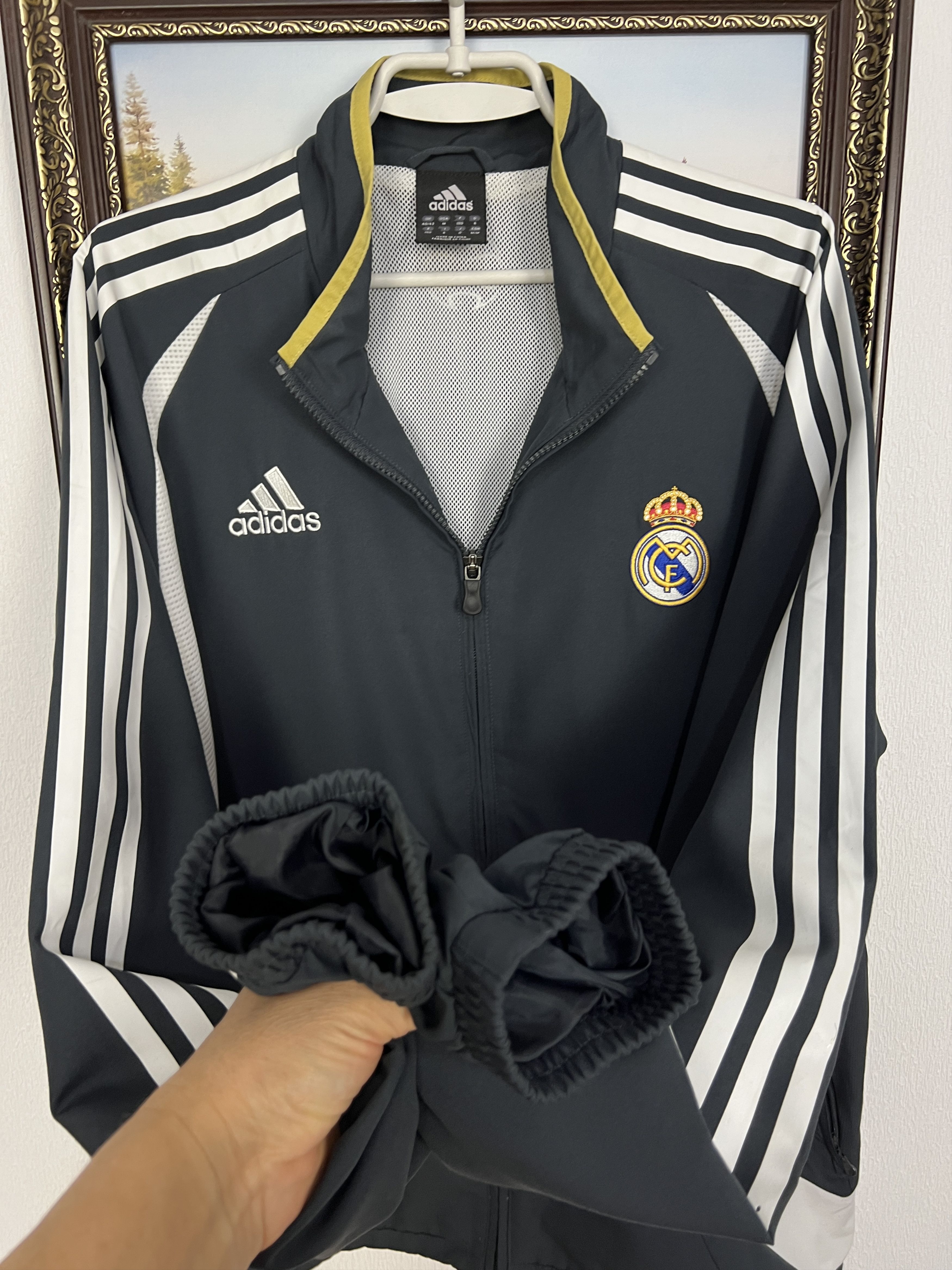 Adidas Real Madrid Football Set Soccer Track Suit Jacket Pants Size US M / EU 48-50 / 2 - 4 Thumbnail