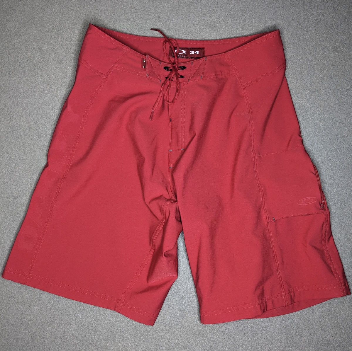 Oakley Vintage Oakley Board Shorts Mens 34 Cargo Surf Comb Red 90s Size US 34 / EU 50 - 1 Thumbnail