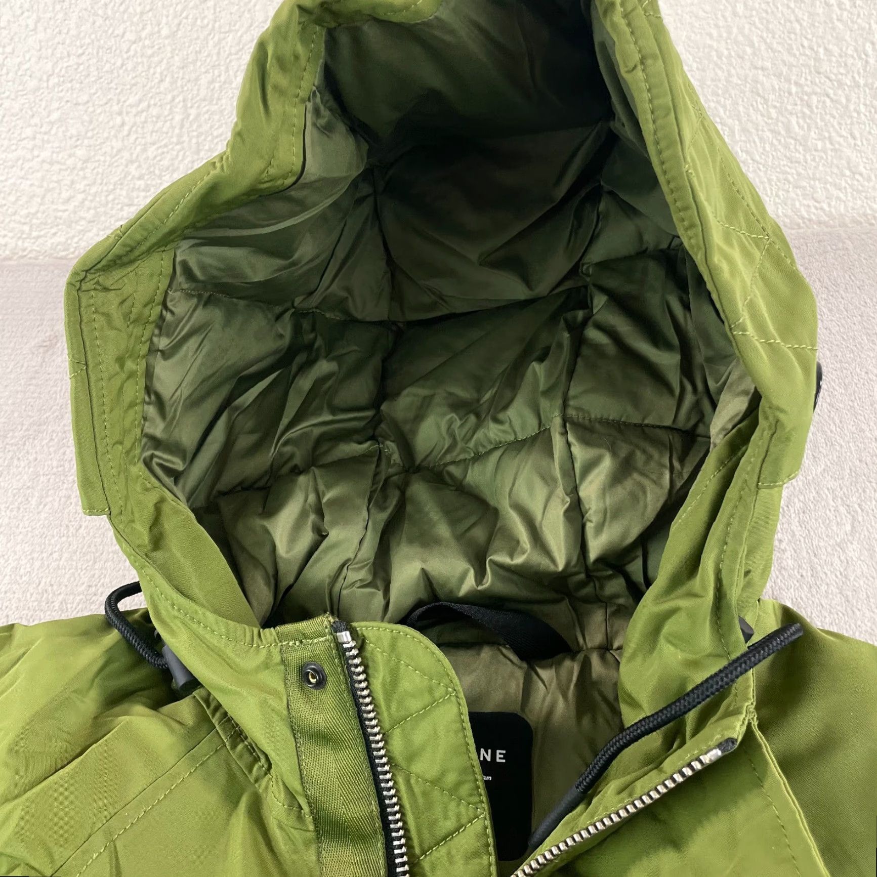 Everlane Everlane The ReNew Long Parka Coat Mens XL Moss Primaloft Relaxed NWOT Parka Coat Mens XL Moss Green 90s Preppy Oversized Leather? Size US XL / EU 56 / 4 - 4 Thumbnail