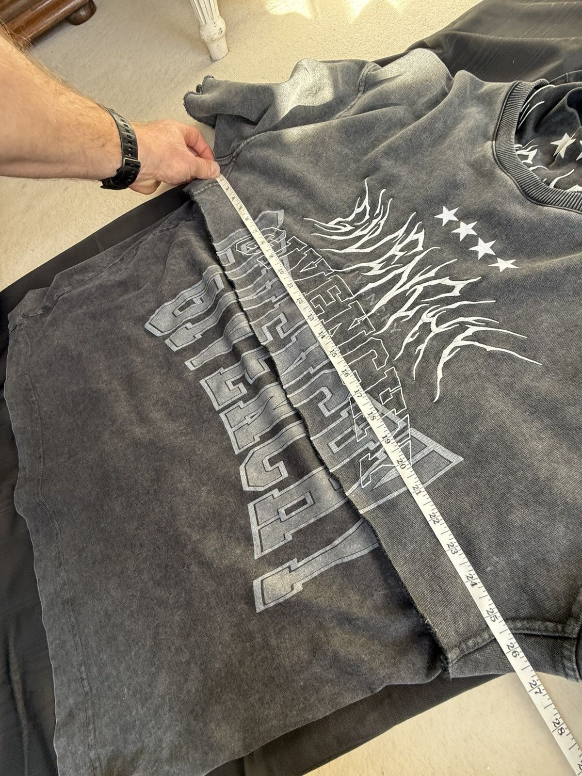 Givenchy Givenchy triple layered logo hoodie sweat crew T shirt grail Size US L / EU 52-54 / 3 - 2 Thumbnail