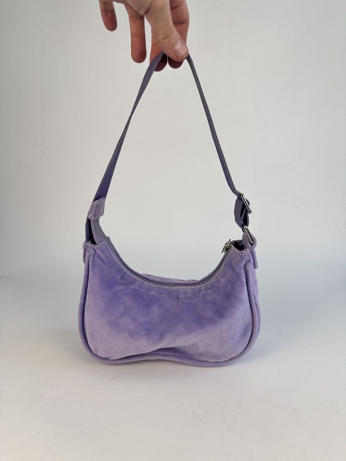 Juicy Couture Juicy Couture Purple Velour Baguette Shoulder Bag Y2K Velvet Size ONE SIZE - 6 Thumbnail
