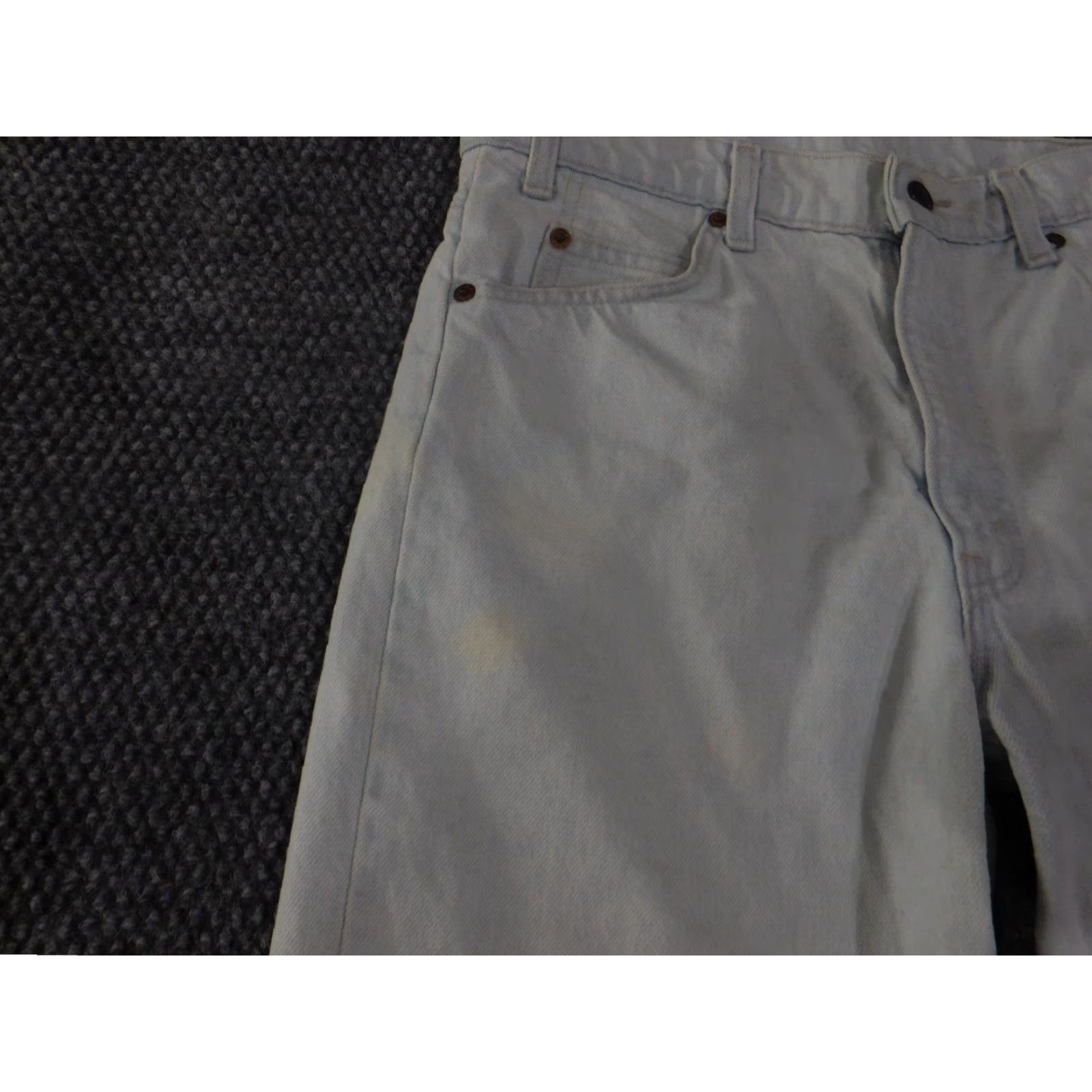 Levi's VINTAGE Levi's 505 Shorts Mens 33 Beige Denim Chino 5-Pocket 10 In Inseam Beige Regular Men Vintage Set Orange Tab Casual Summer Spring Fall Size US 33 - 5 Thumbnail