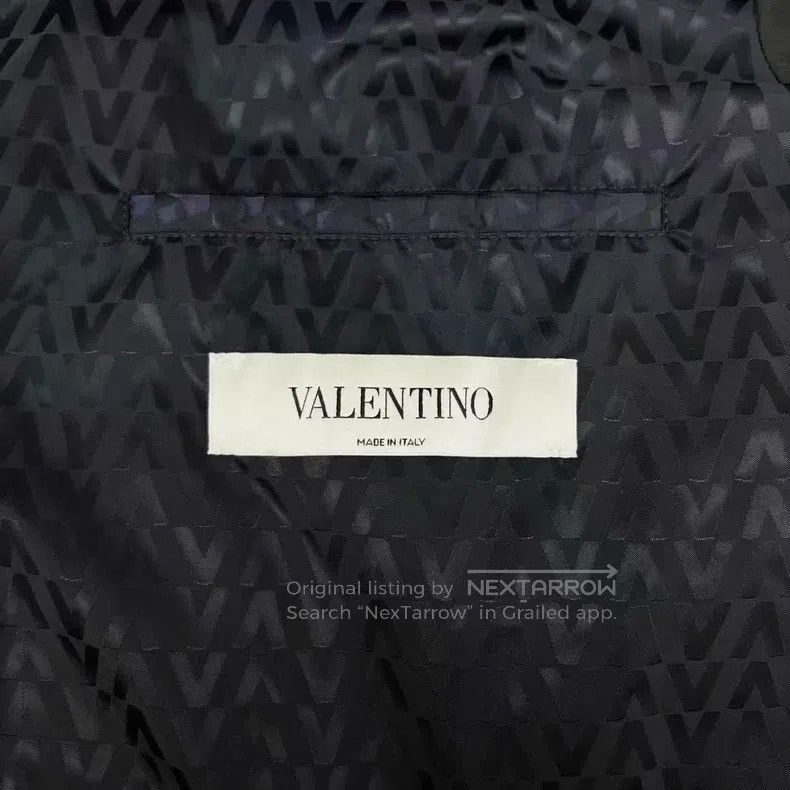 Valentino Valentino Dark pattern V letter logo full print jacket Size US M / EU 48-50 / 2 - 4 Thumbnail