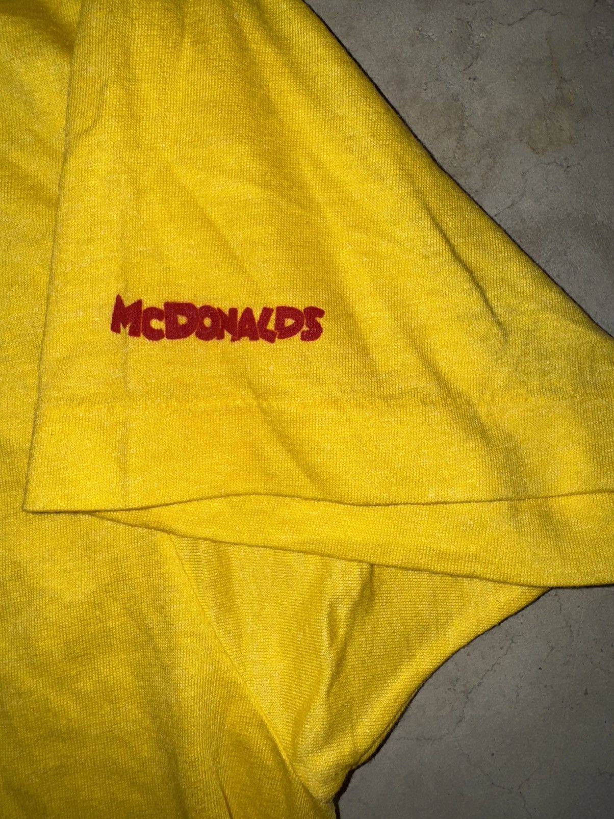 Disney Vintage 1990’s Disney McDonald’s Dick Tracy Promotional Tee Size US XL / EU 56 / 4 - 4 Thumbnail