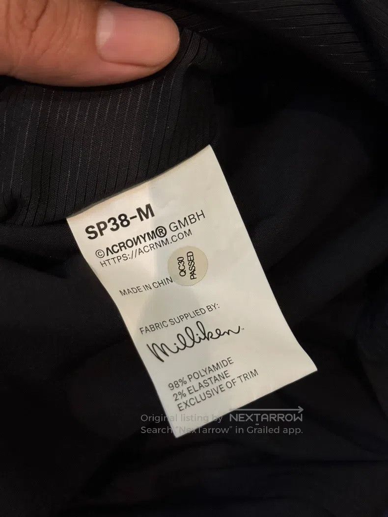 Acronym Acronym size M shorts Size US 38 / EU 54 - 4 Thumbnail